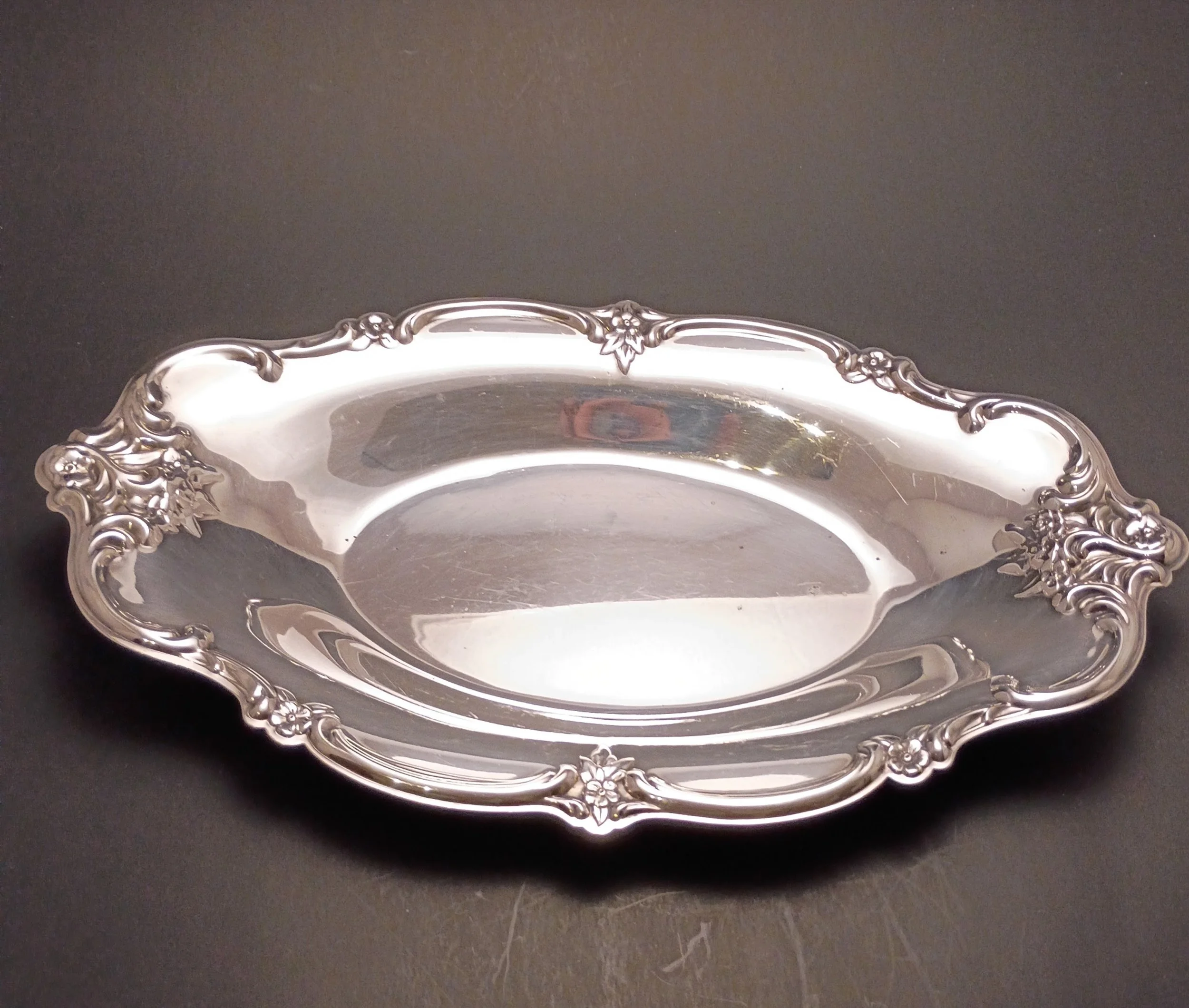 Vintage Rogers Bros Small Silver Plated Platter  - Silver Perfume Tray