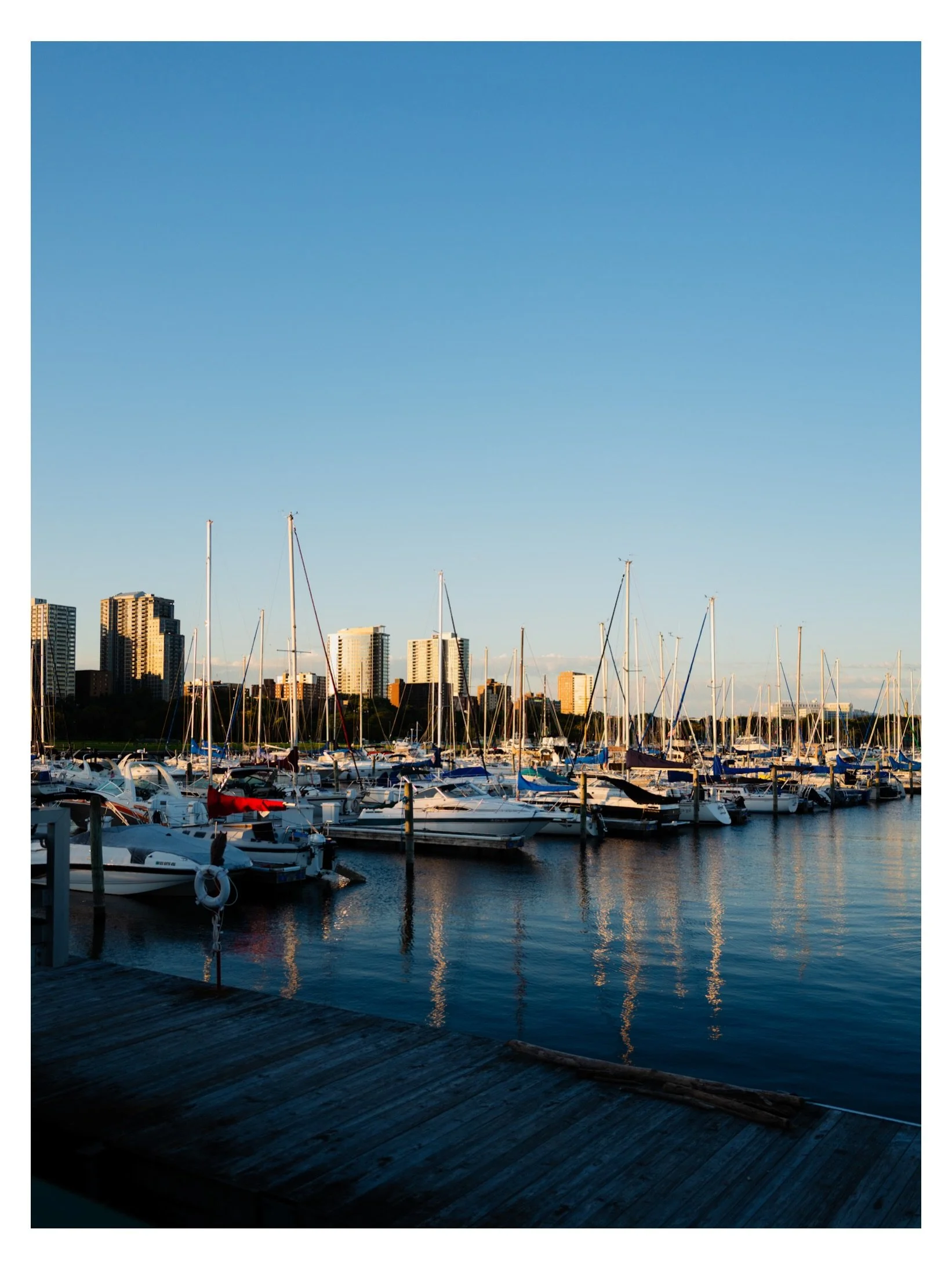 Weekend trip to Milwaukee and first time really using this 10 year old Leica Q 🔴