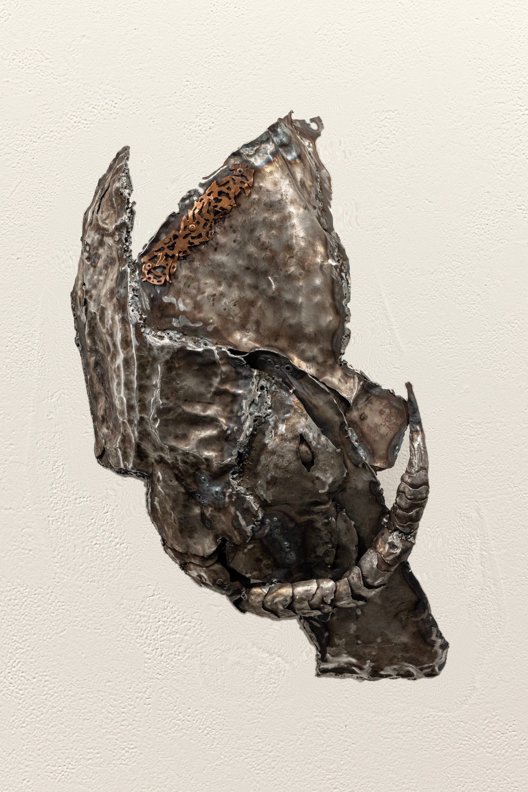 "Clasp", steel. 2025.