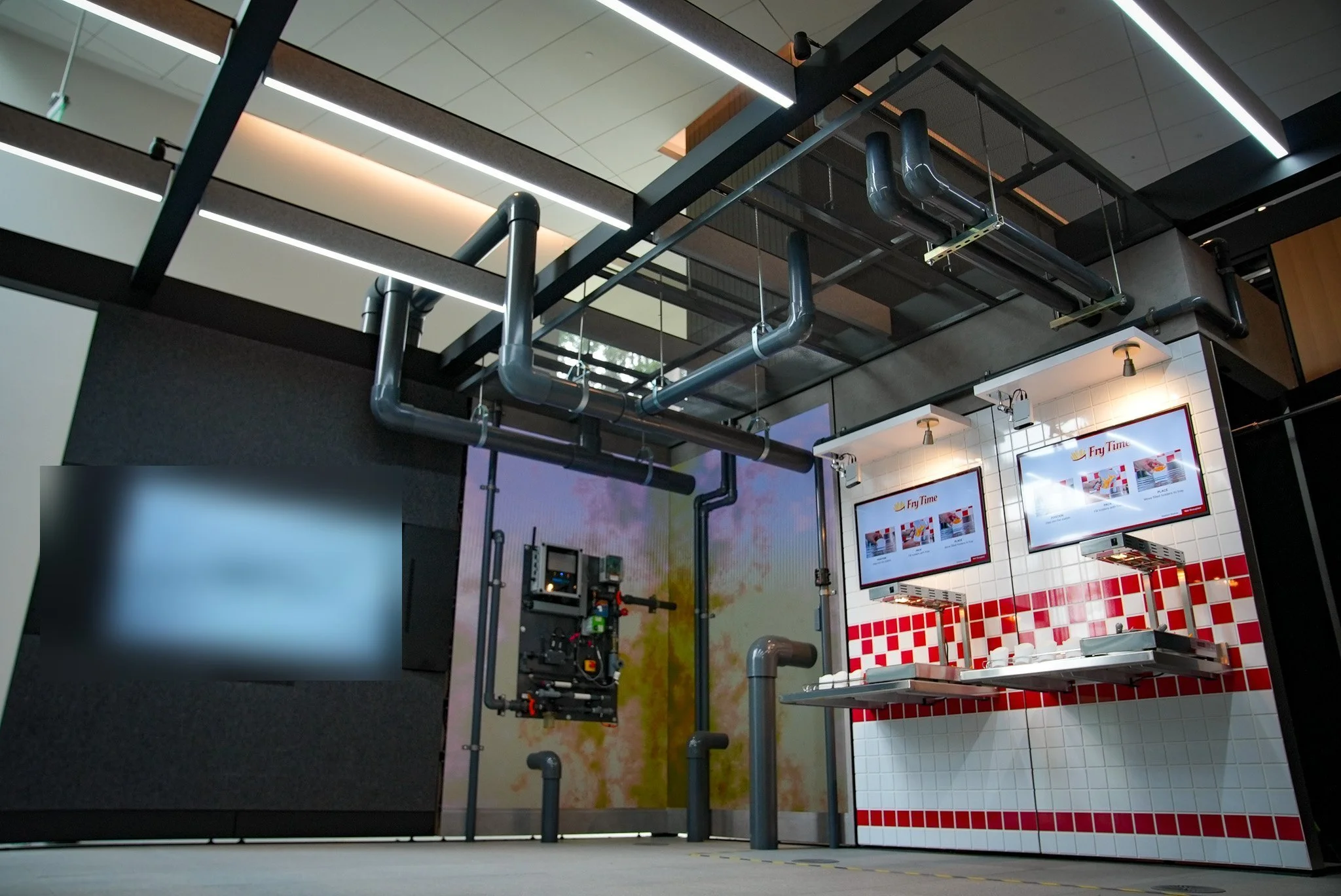 exec-experience-center-03.jpg