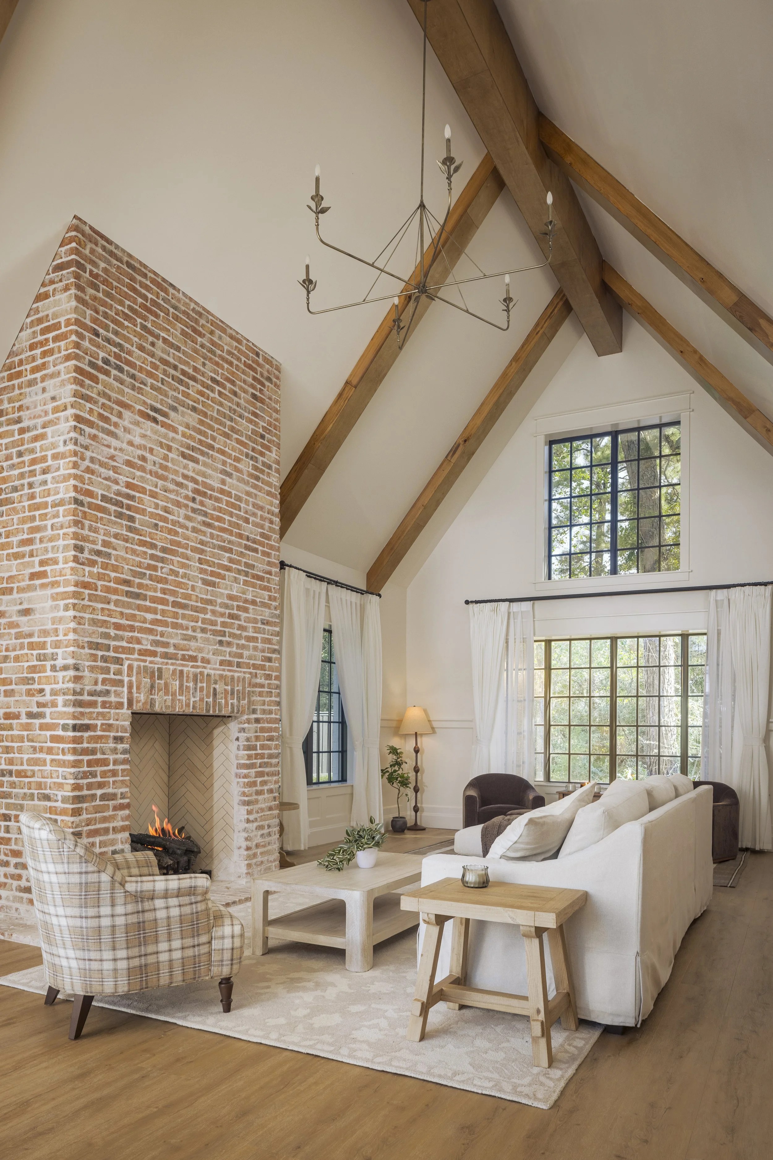 THE LIVING ROOM