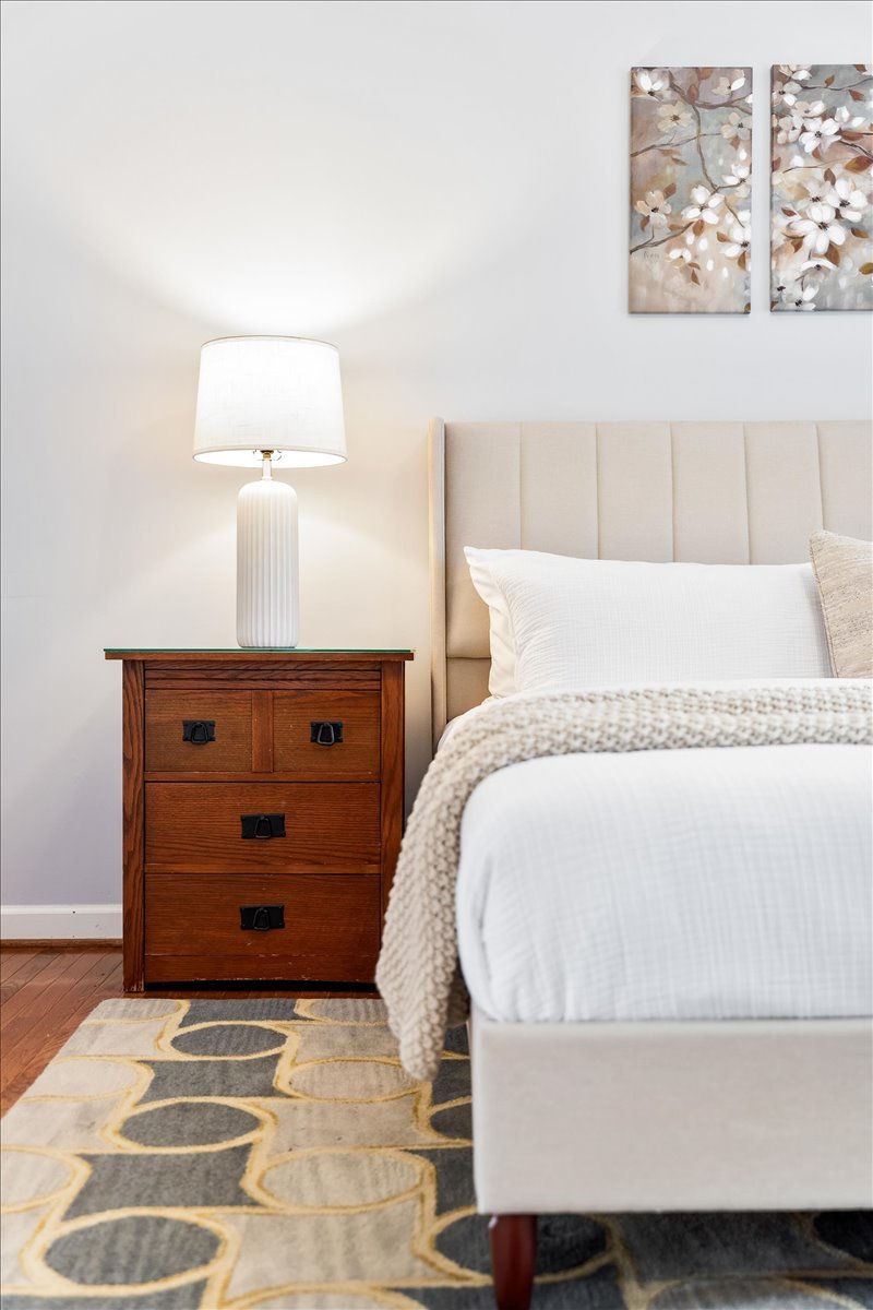 maryland-house-primary-bedroom-interior.jpg.jpg