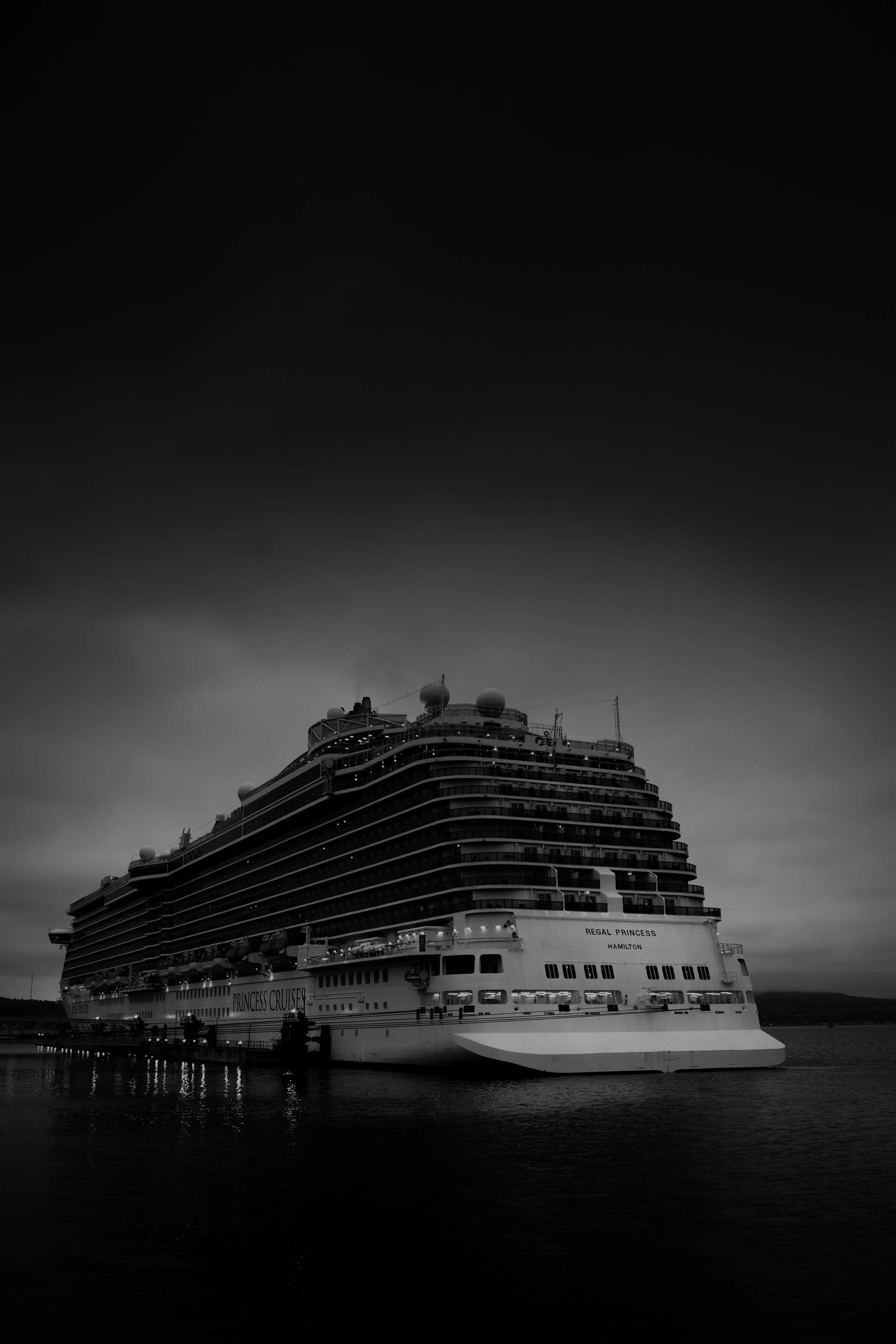 regal princess 01 bw jpg.jpg