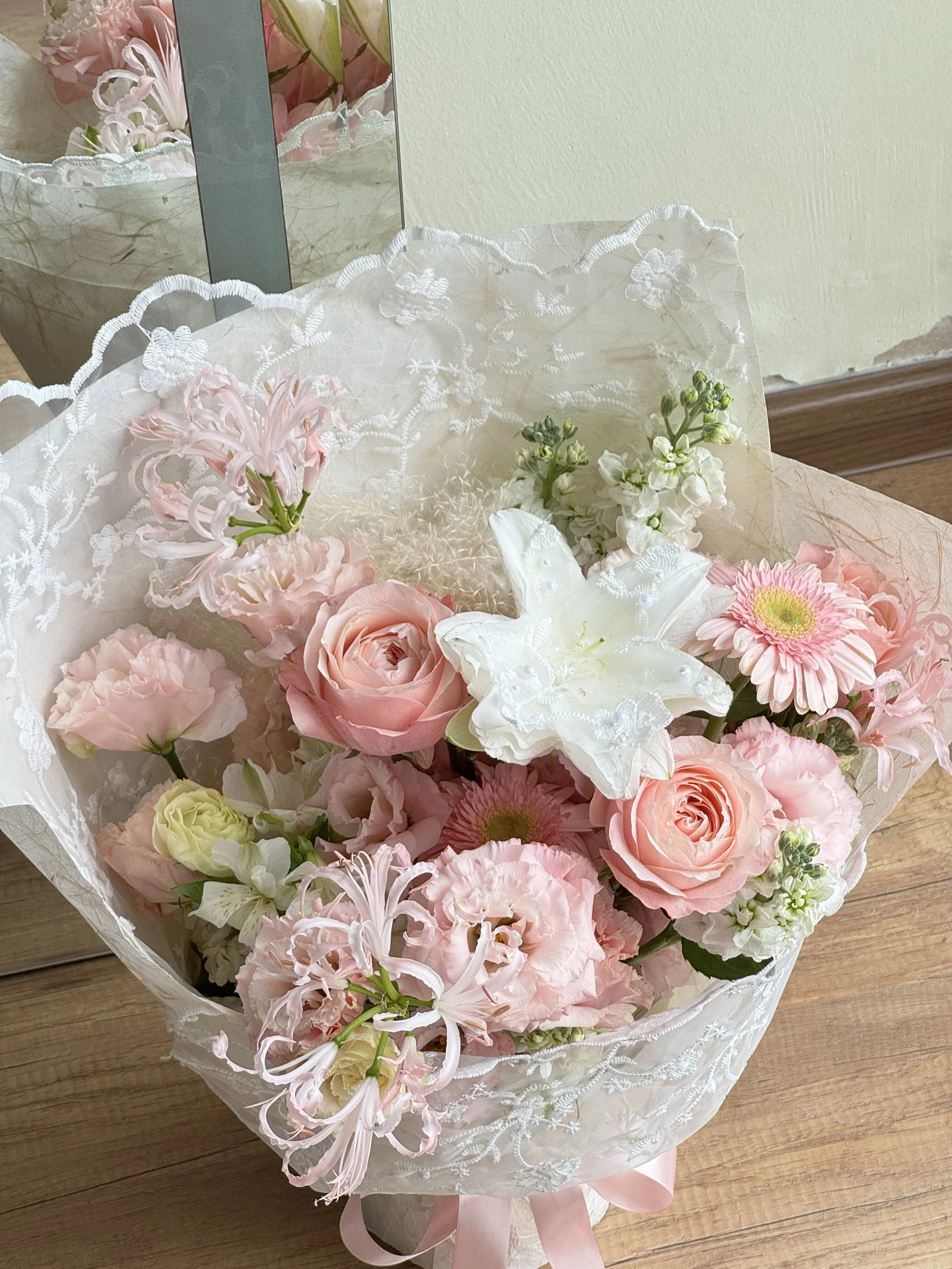 Lace Pink