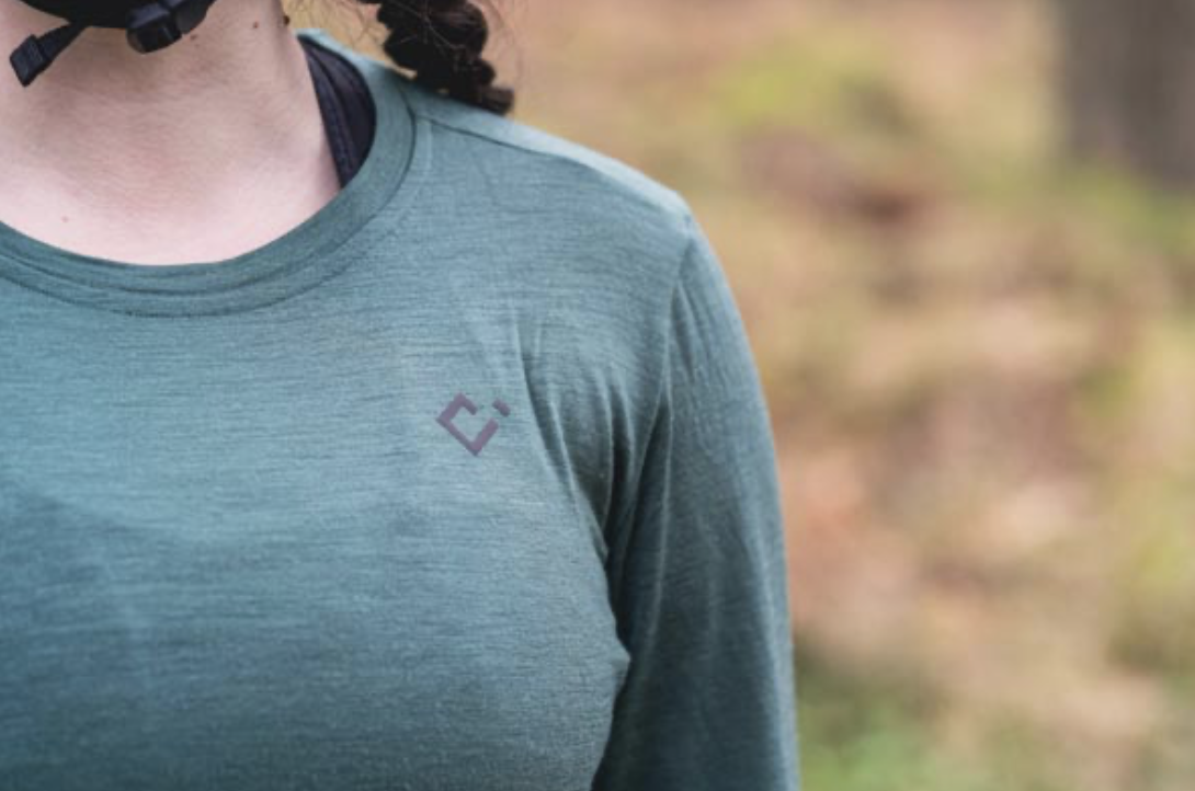 Velocio Women’s Merino Trail Long Sleeve Review