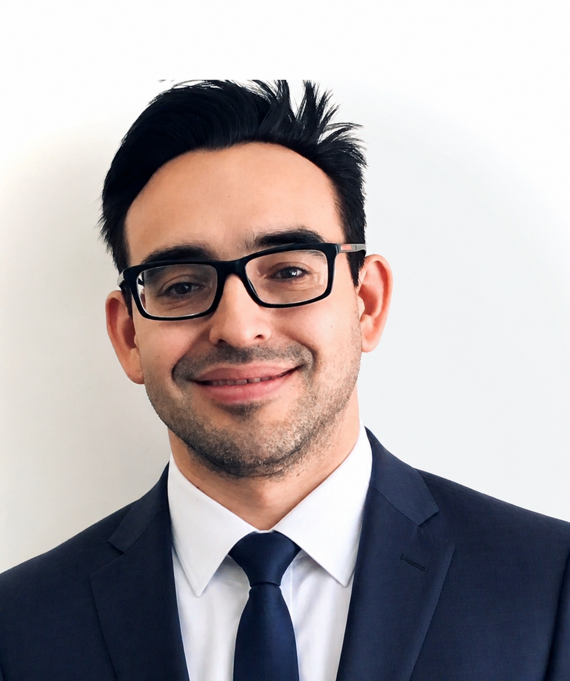 Miguel Aguilera, MA, AMFT, Associate Marriage and Family Therapist.