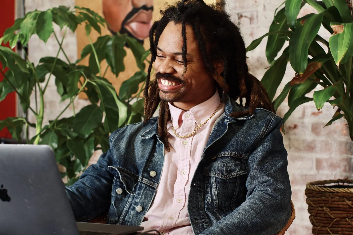 Engineering Serendipity Online with Omari Harebin