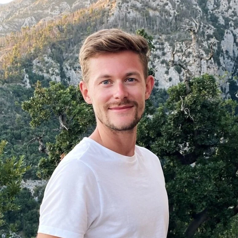 Add a Spark to your Squarespace with Rasmus