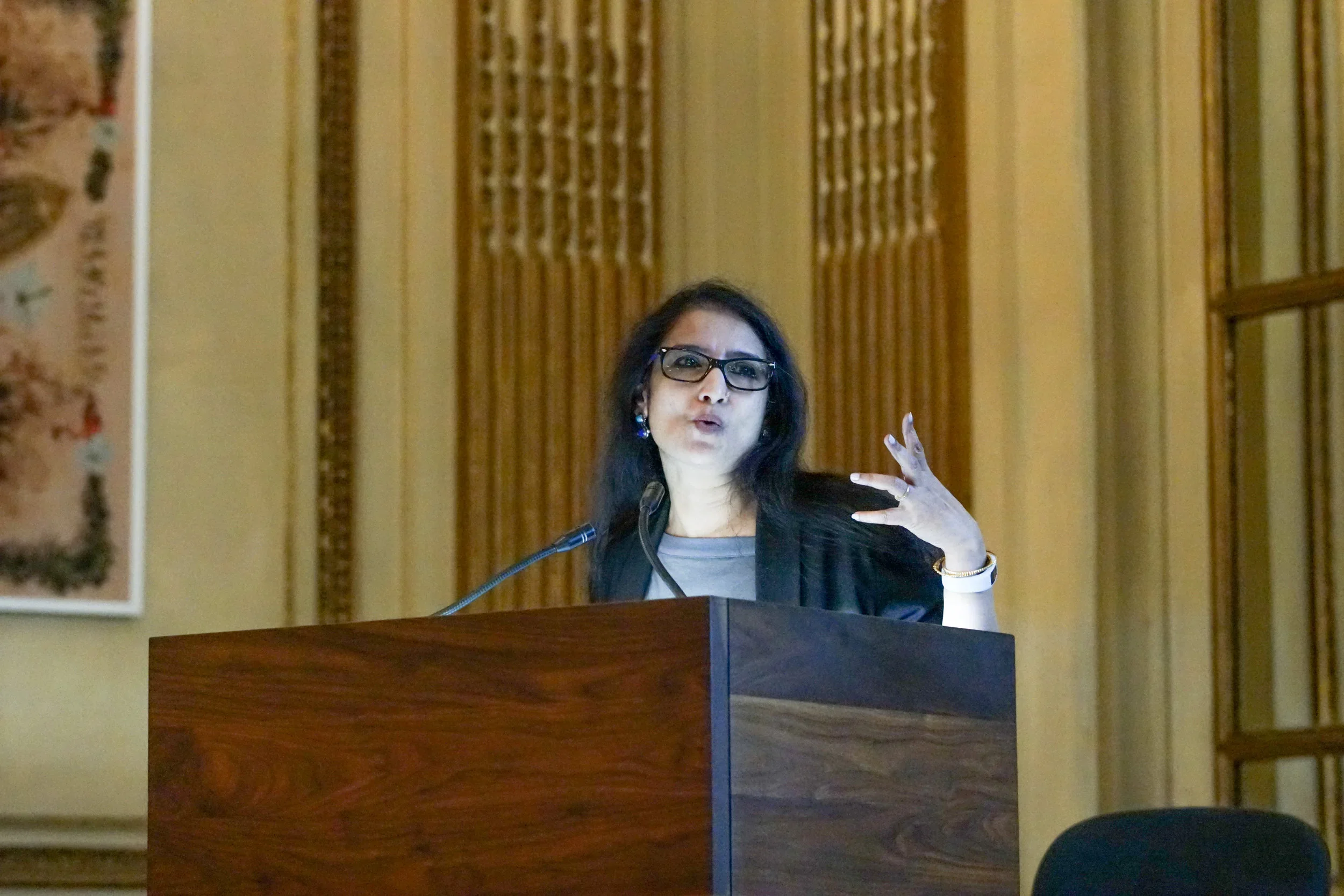 Dr. Gunja Sengupta presenting on tobacco and slavery.