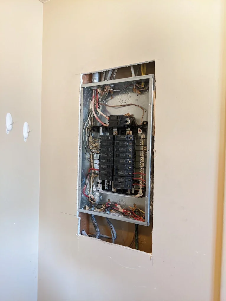 home-electric-panel-intsall-utah.webp