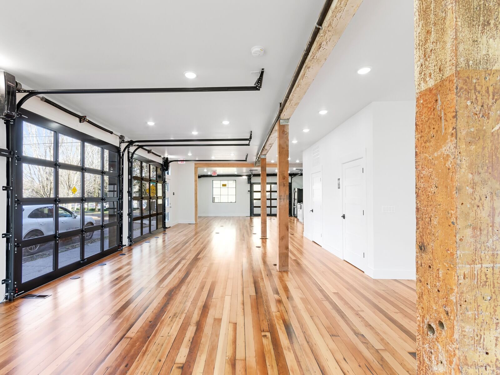 1914 Office Renovation · Portland, OR, image 6 of 8
