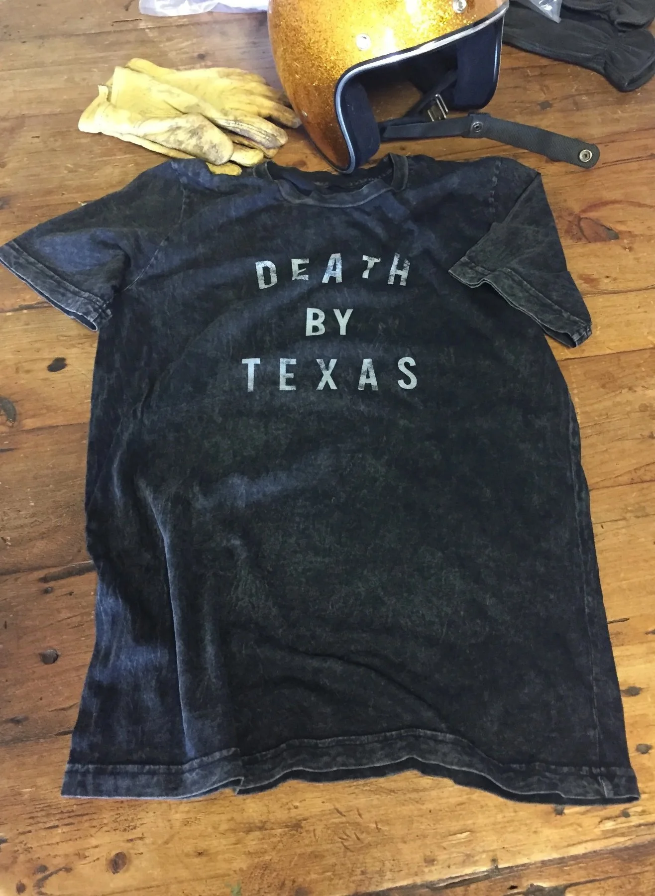 Custom screen printed vintage retail t-shirts and private label apparel in Austin TX.