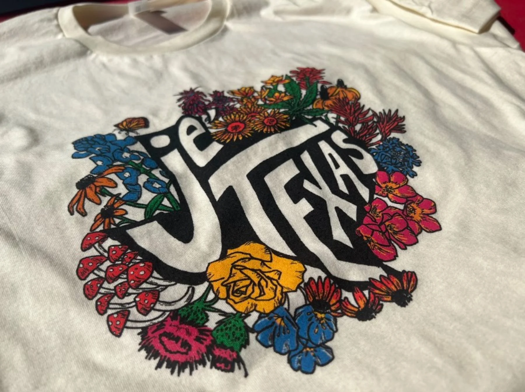 Full-color custom screen printed retail merchandise and clothing brand apparel in Austin TX.