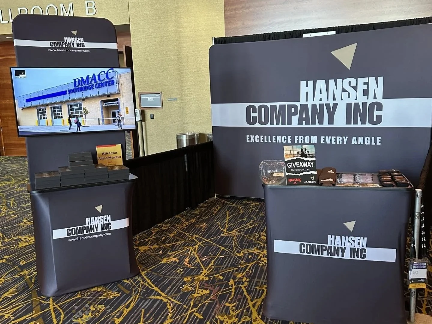 Tradeshow booth set for Hansen Company Inc
