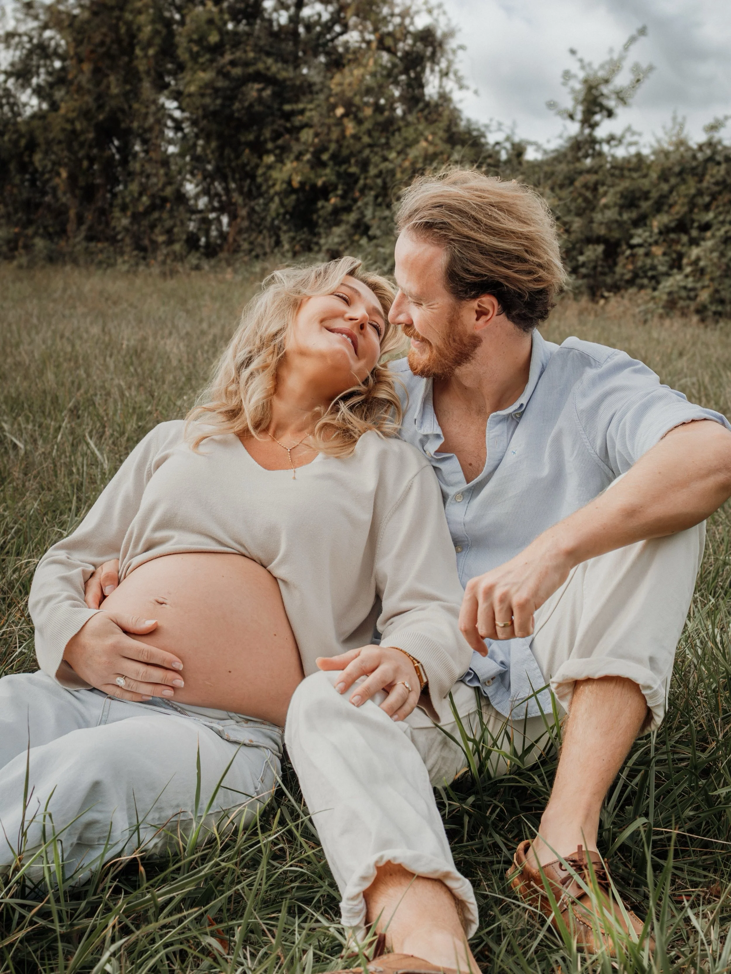 SNEAK PEAK from this maternity shoot 🌿 still in the editing process but Kate &amp; Kallum were the best models for my first maternity shoot 🌸 #maternity #maternityphotography #maternityshoot #maternityphotoshoot #maternityphotographer