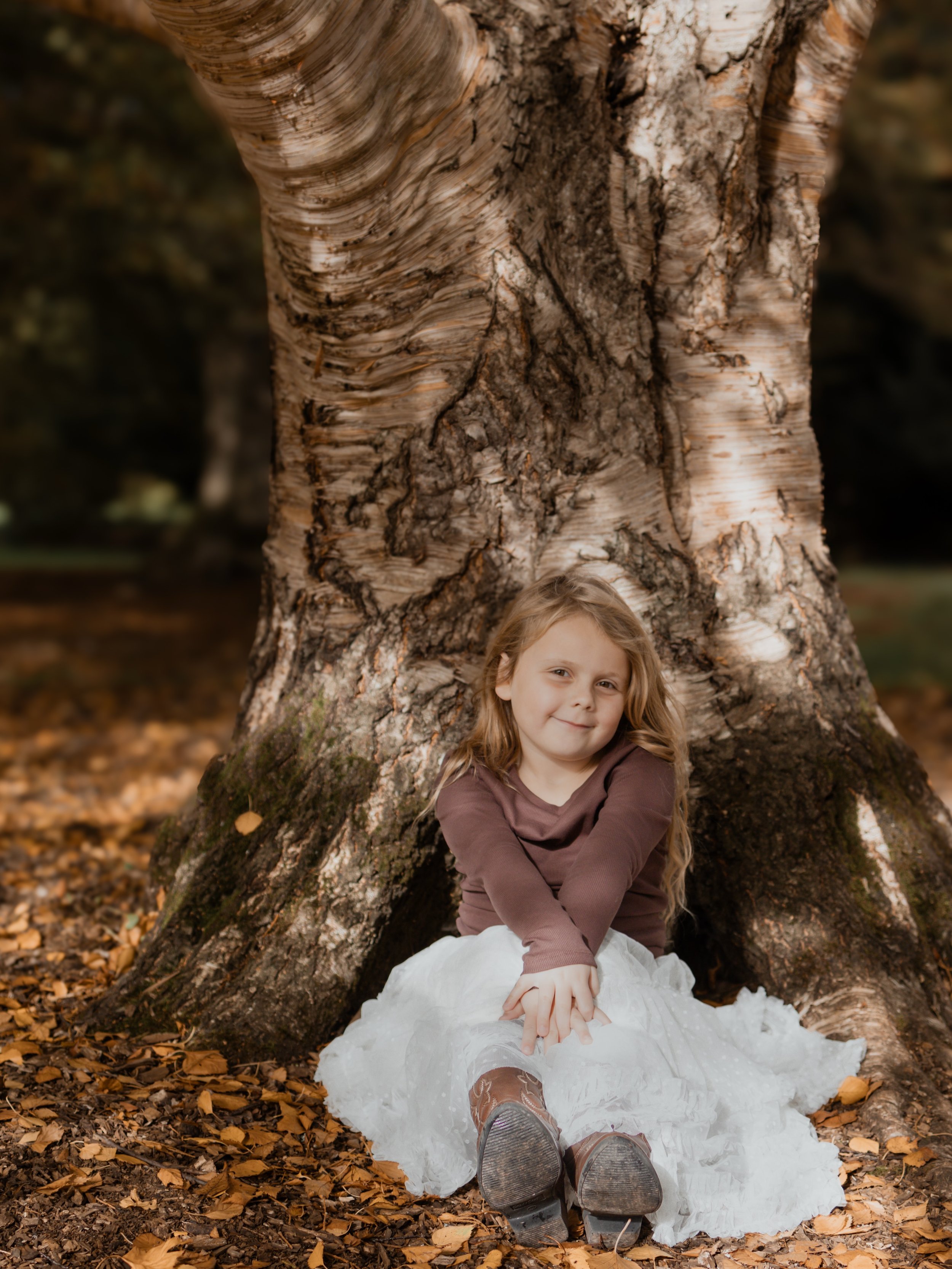 DAUGHTER 🌿 #woodlandphotography #outdoorphotographer #familyphotoshoot #familyphotography #autumnphoto