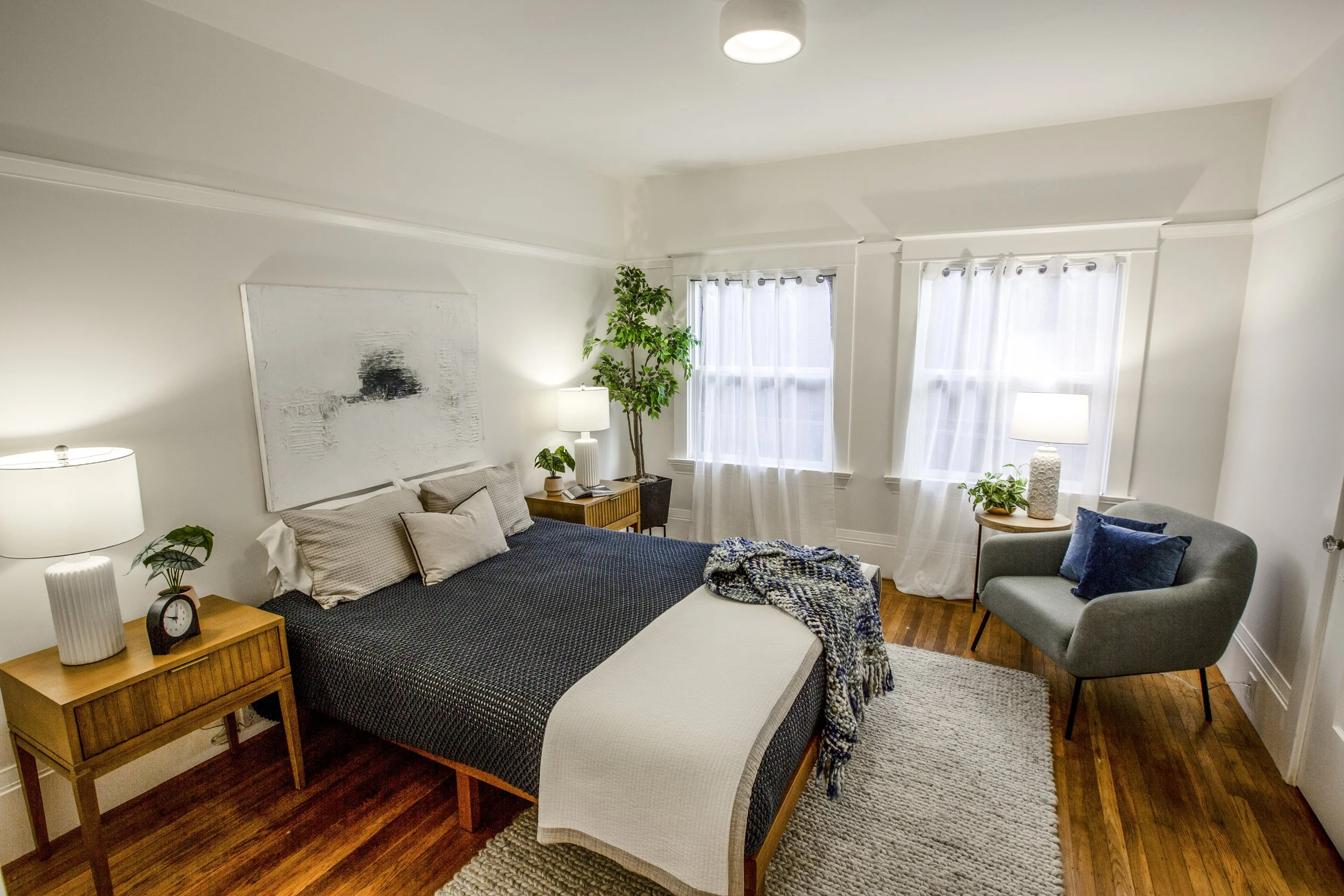 Bed1.jpg