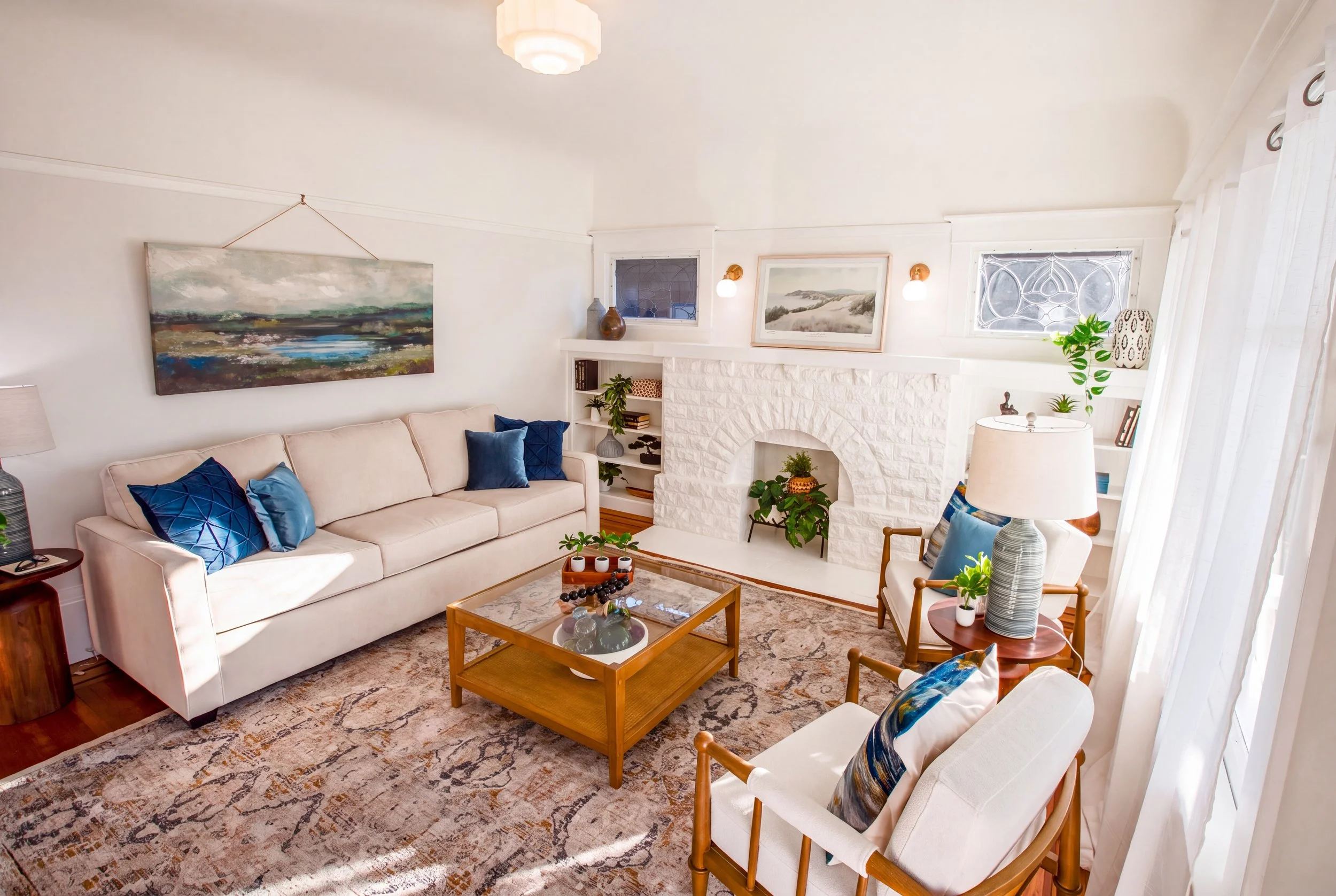 LivingRoom.jpg