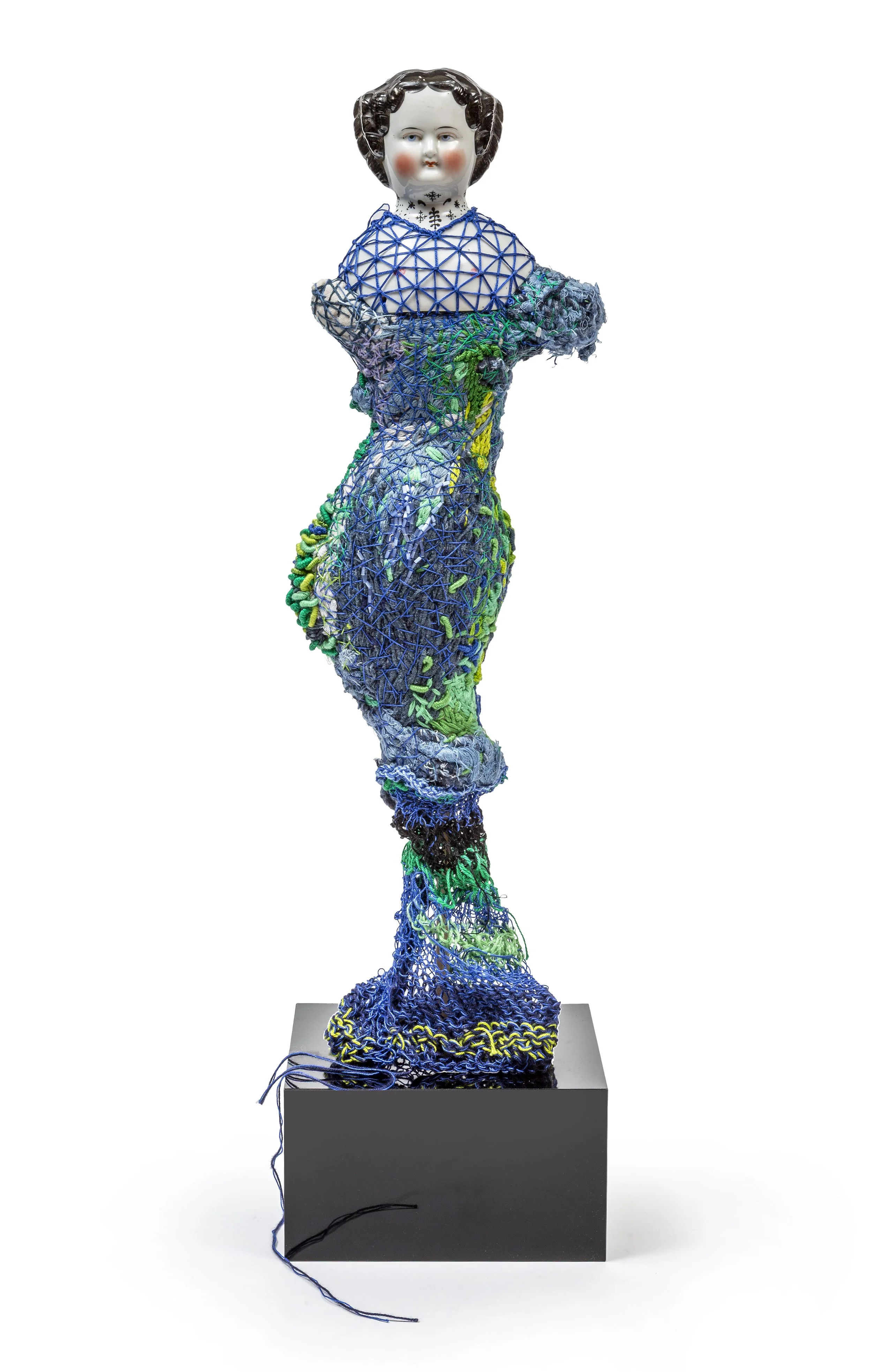Last Skein From Paris                                 2025
Linen, cotton, silk, cotton, crystal, denim, ink, perspex
68 × 20 × 15 cm
