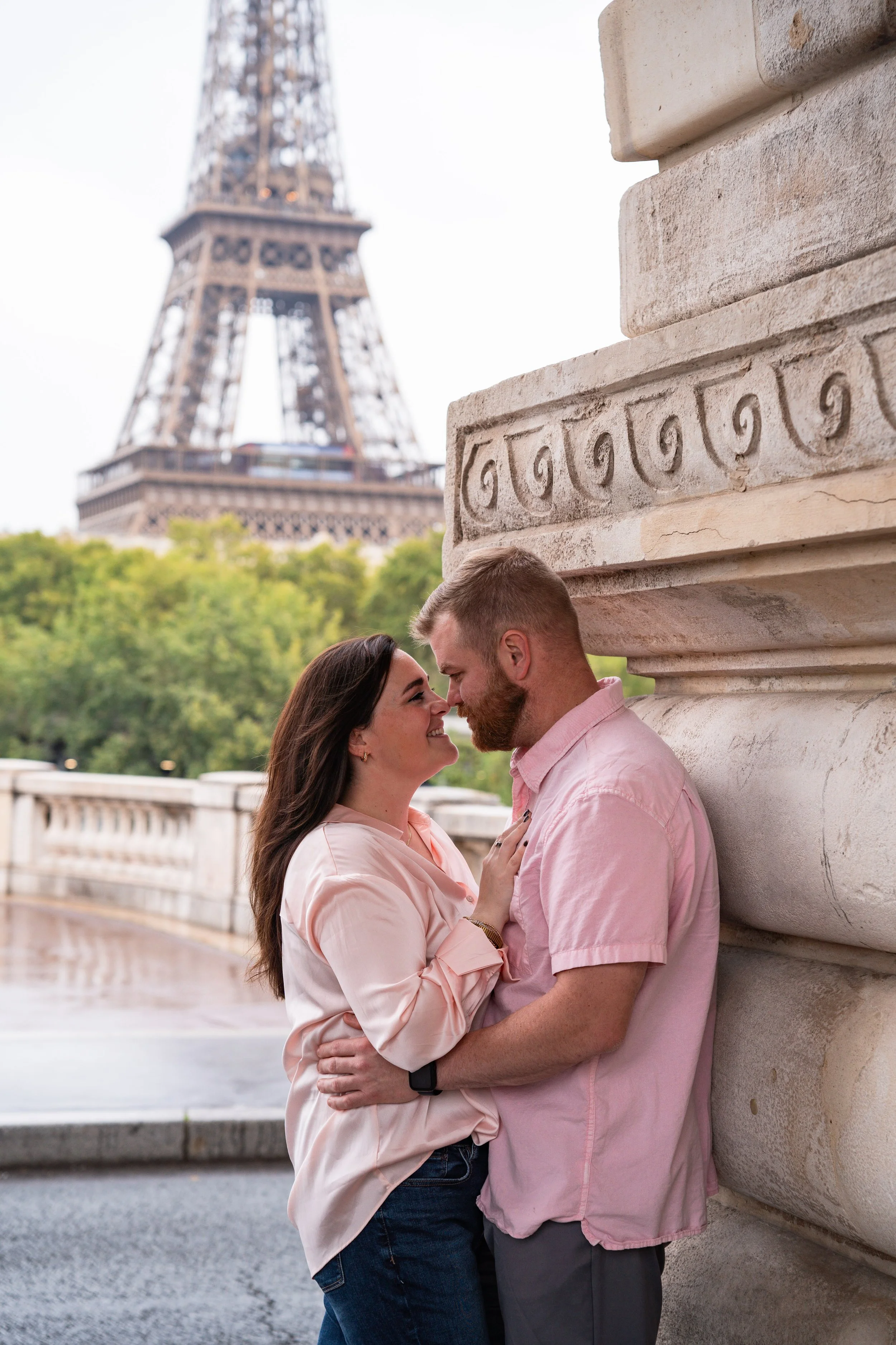 Couple Eiffel Tower Paris24.jpeg