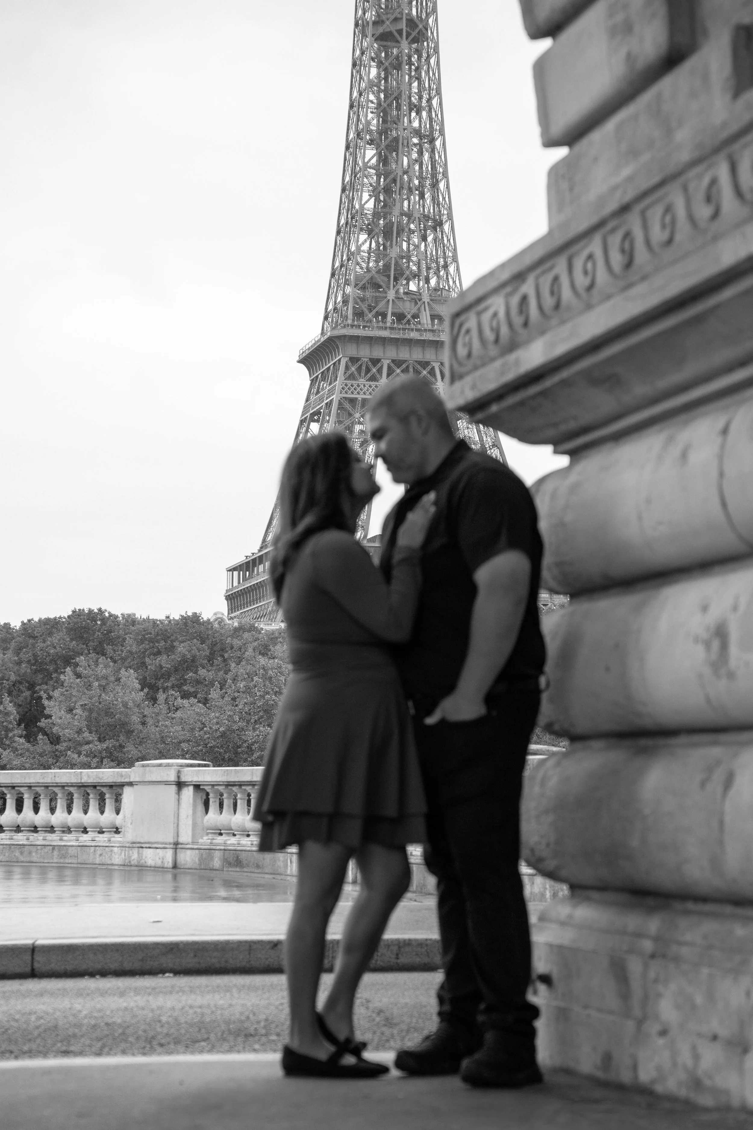 Couple in Paris12.jpeg