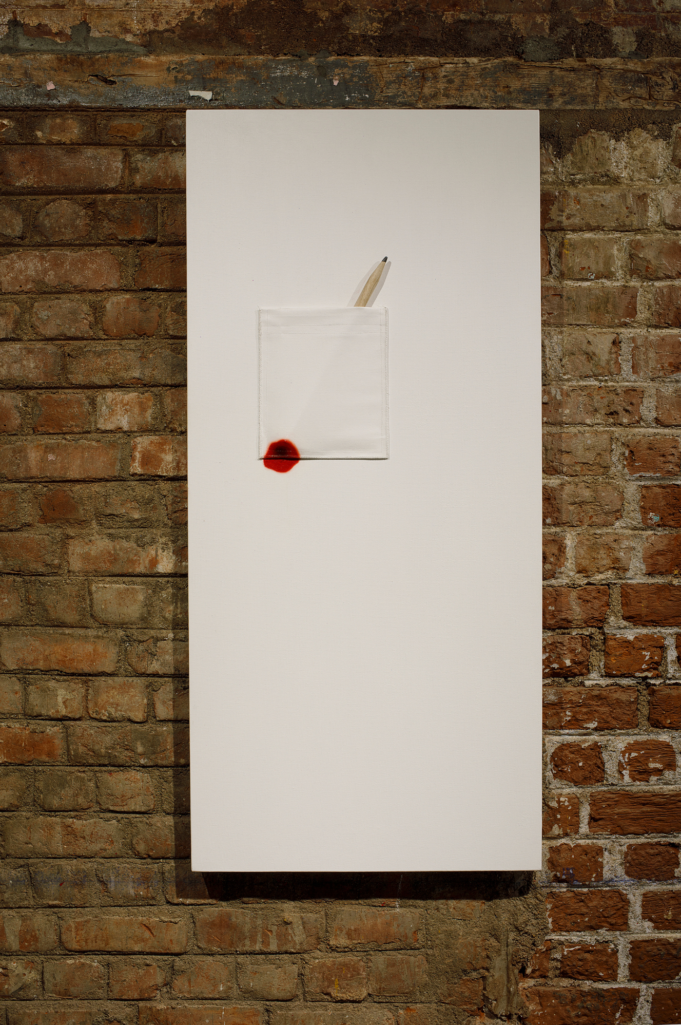 AT26010_04.png