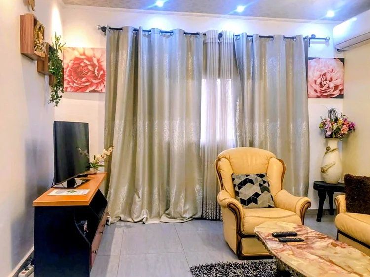 gaby salon 2