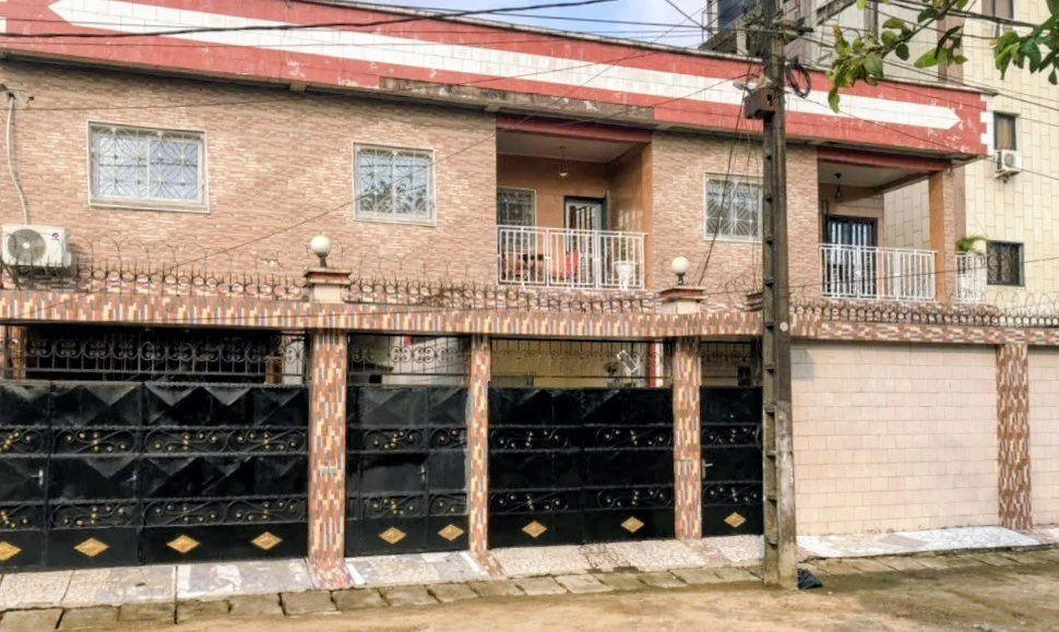samshouse-residence-facade.jpg