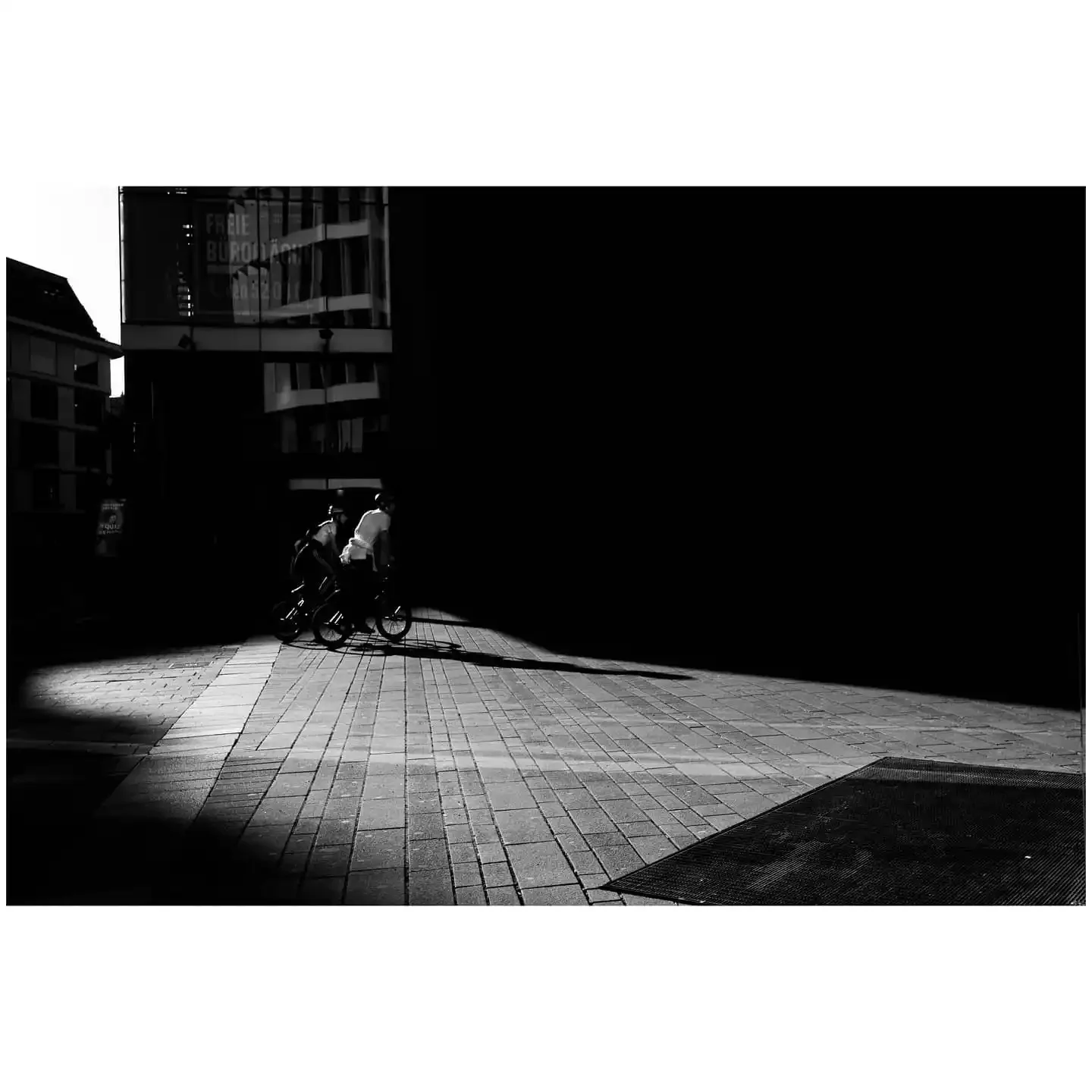 Shadowsplatz Düsseldorf