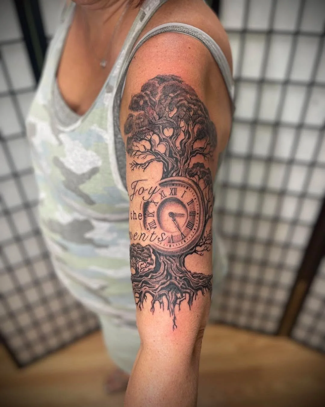 Find joy in the moments! Thank you for trusting me with your tattoo that meant so much to you! @pennsandneedles
#tattoo #inked #tattooartist #tattooshop #art #artist #inkedlife