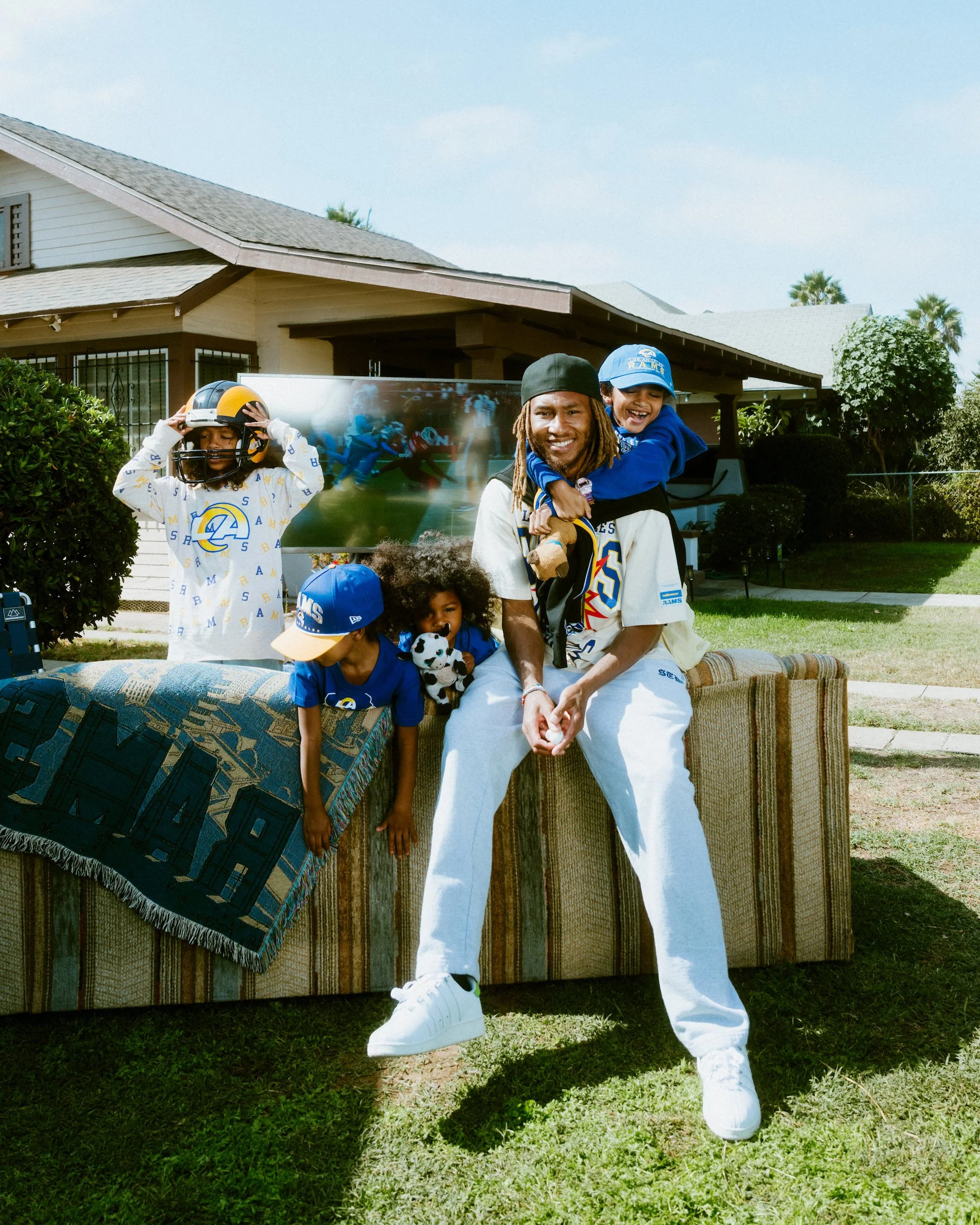 251007_Rams_Hundreds_Merch_Collab_00043.JPG