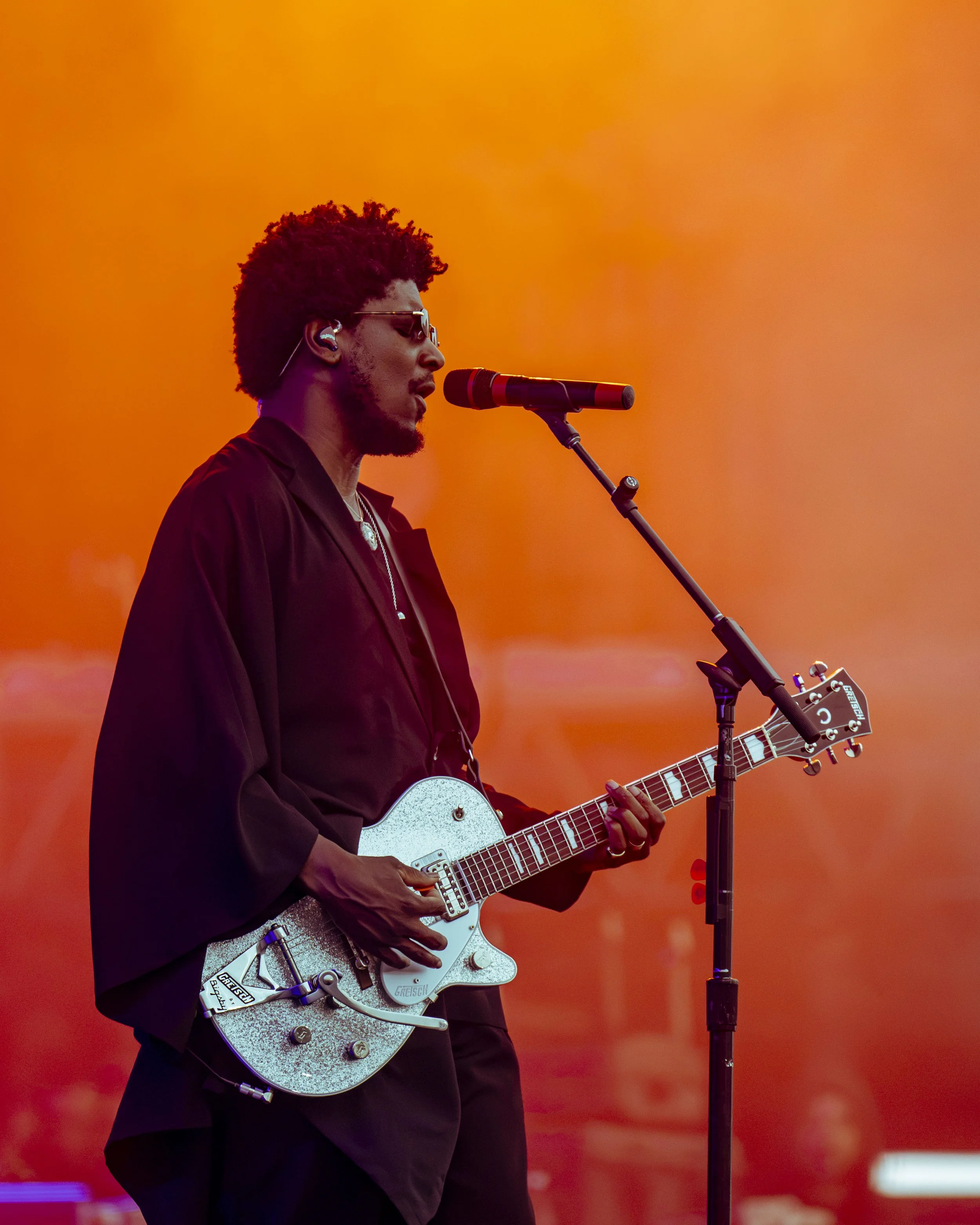 3.labrinth.jpg