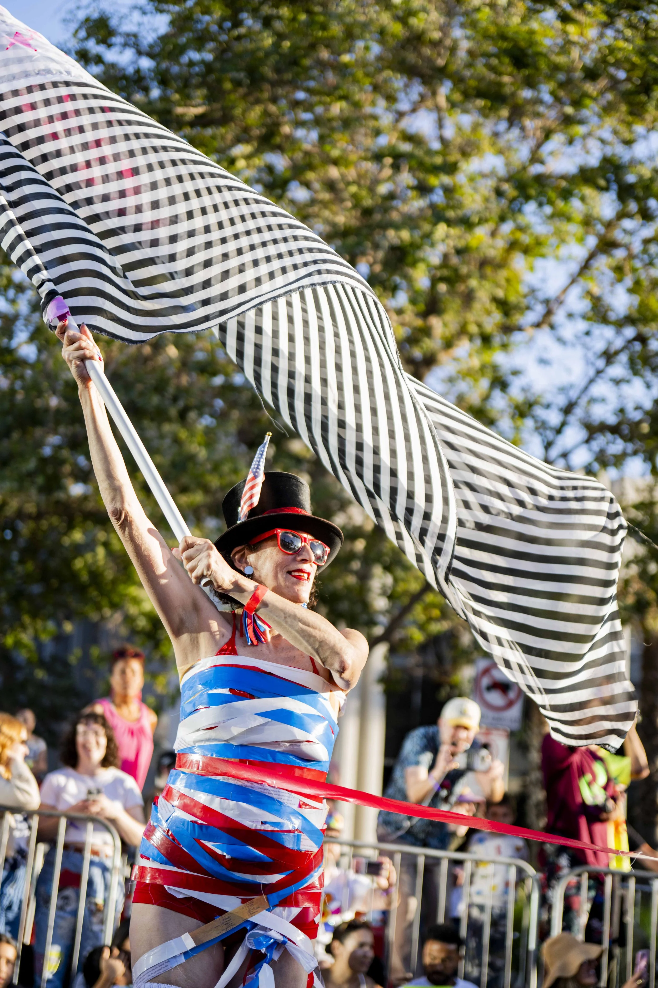 13.firstLAartparade.LC_-1.jpg