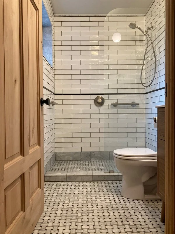32vb-first-bath_orig.jpg
