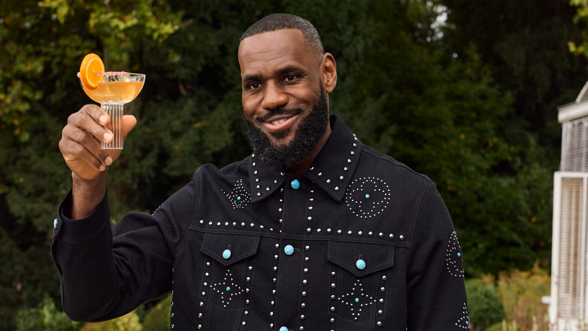 Unveiling the Limited Edition Hennessy V.S. with LeBron James