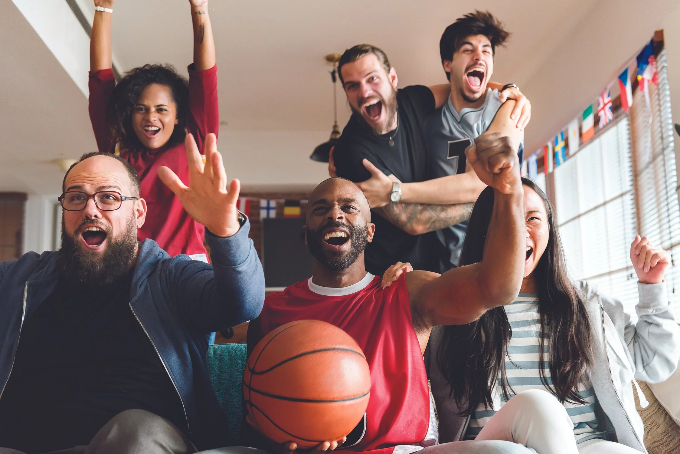 How to Host a College Hoops Watch Party