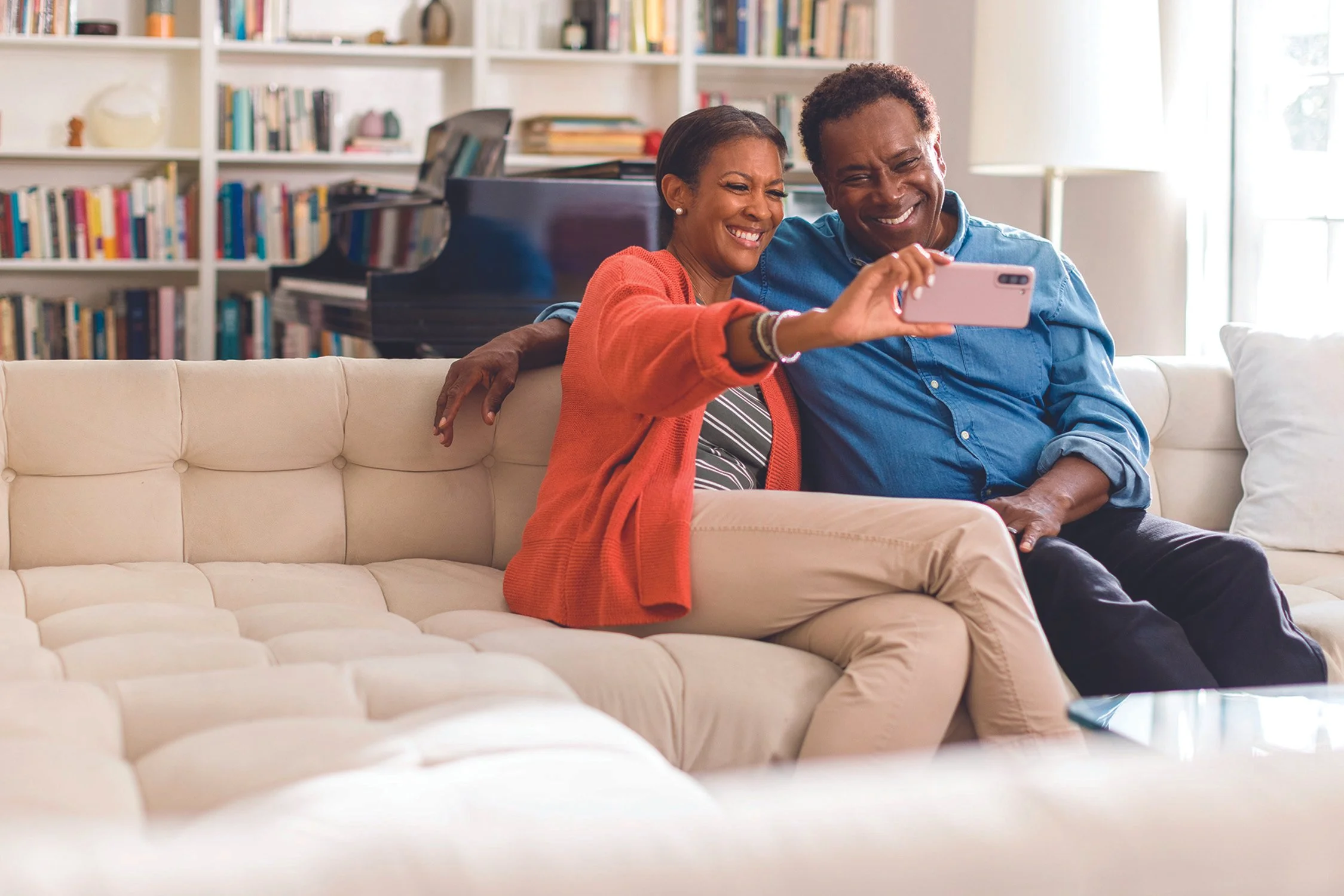 Empowering Seniors for Safer Online Experiences: 6 Practical Safety Tips for Caregivers and Families