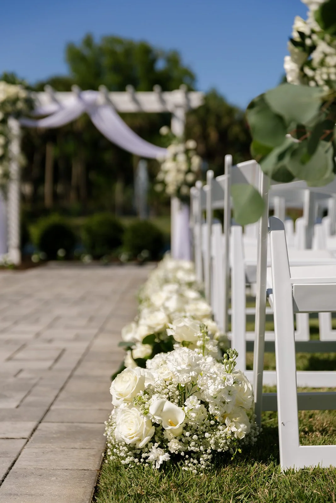 outdoor-wedding-ceremony-celebration-grove.jpg