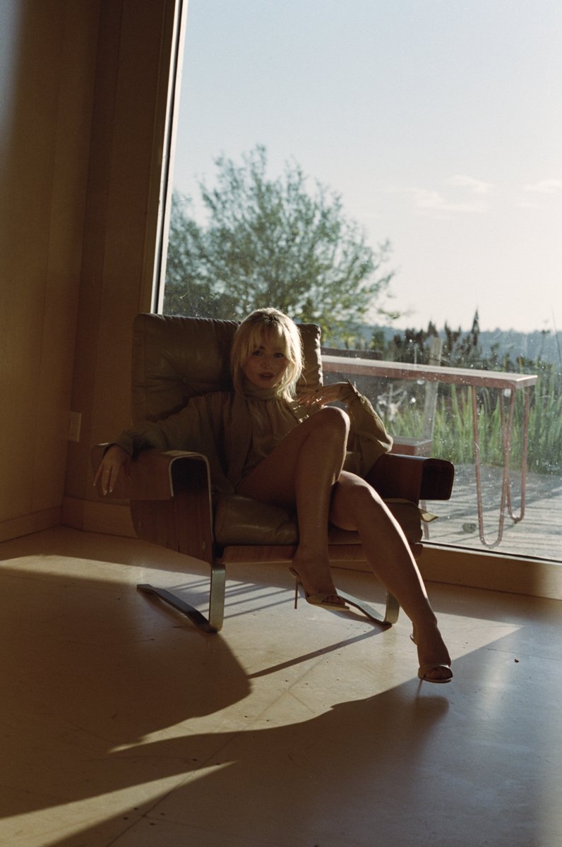 SABRINA CARPENTER  by  ARIEL FISHER →