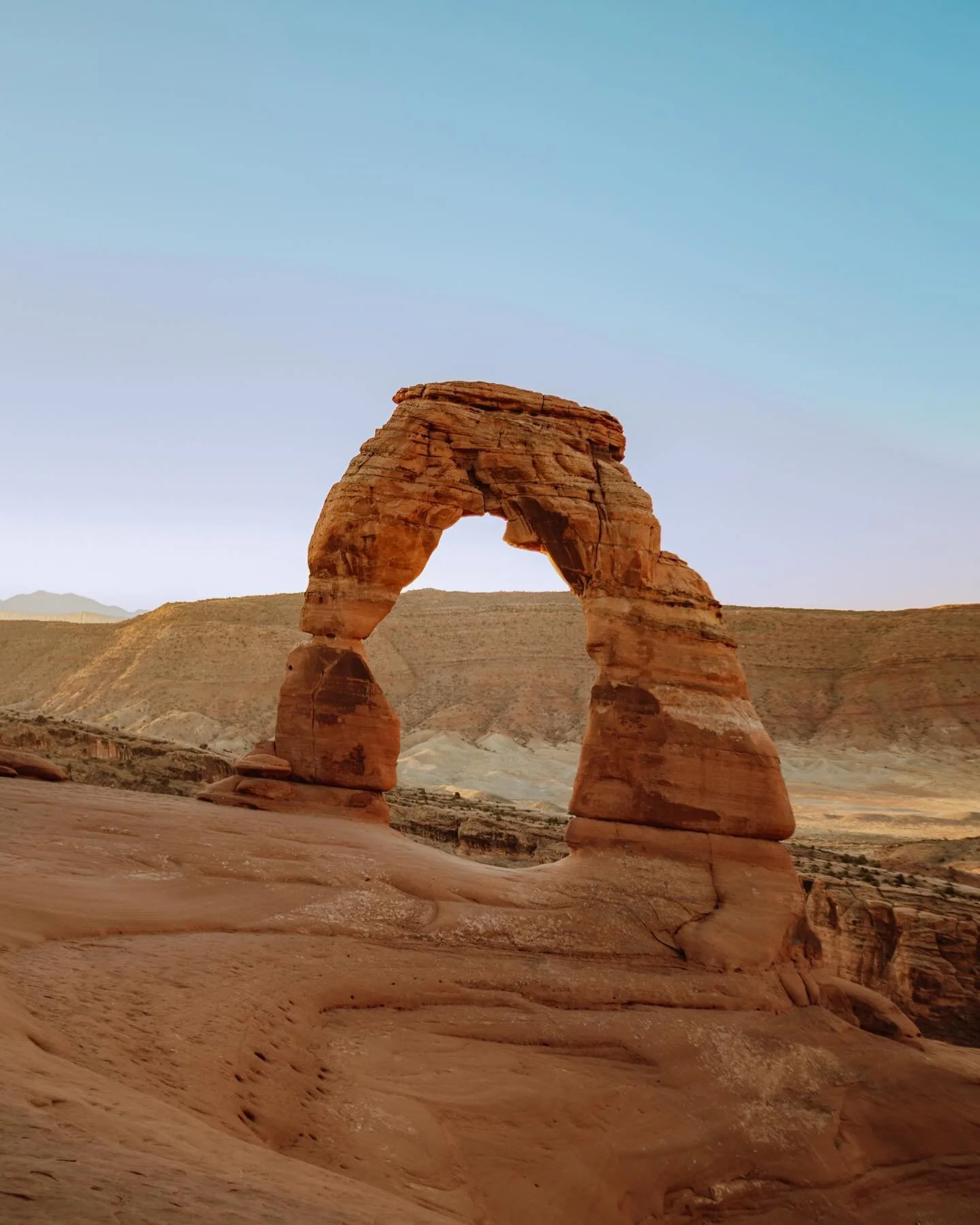 Delicate Arch 
.
.
.
.
.
.
.
.
.
.

#magicalmoments #cntraveler #somewheremagazine #visitsouthtyrol #moodygrams #timetobehave #dolomitiamo #hellofrom #fantasticearth #dreamermagazine #visualambassadors #roamnation #passionpassport #thewanderco #earth