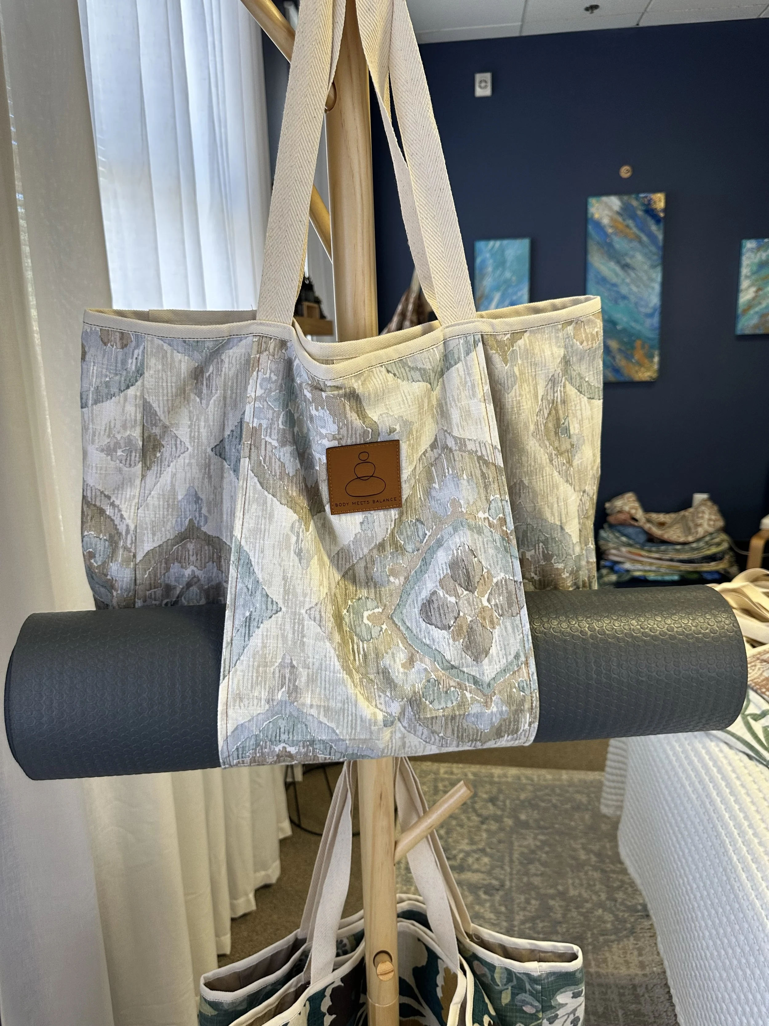 Alva Yoga Tote bag