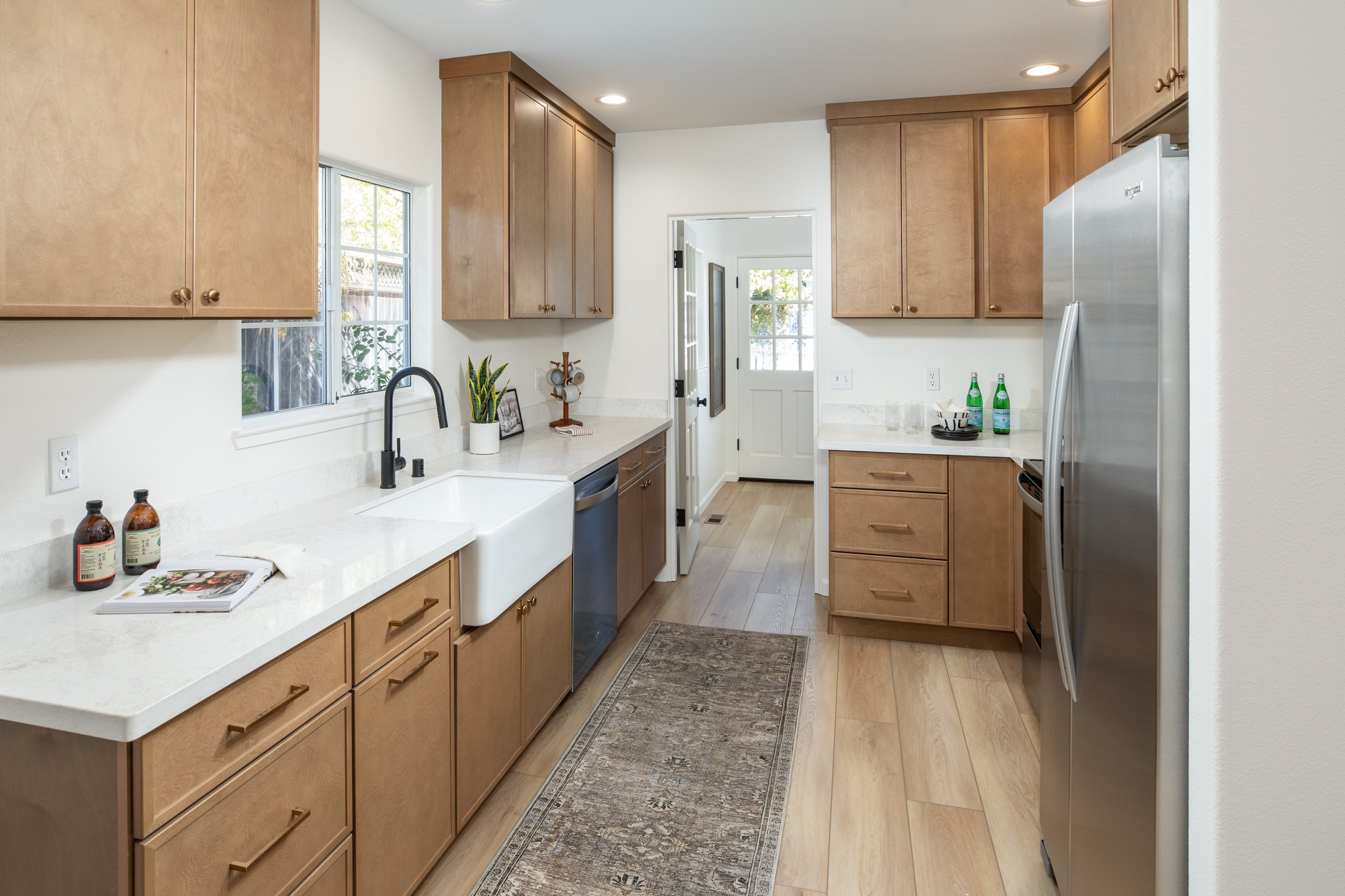 12-Leonard_Matt_Anello-5094-MLS.jpg