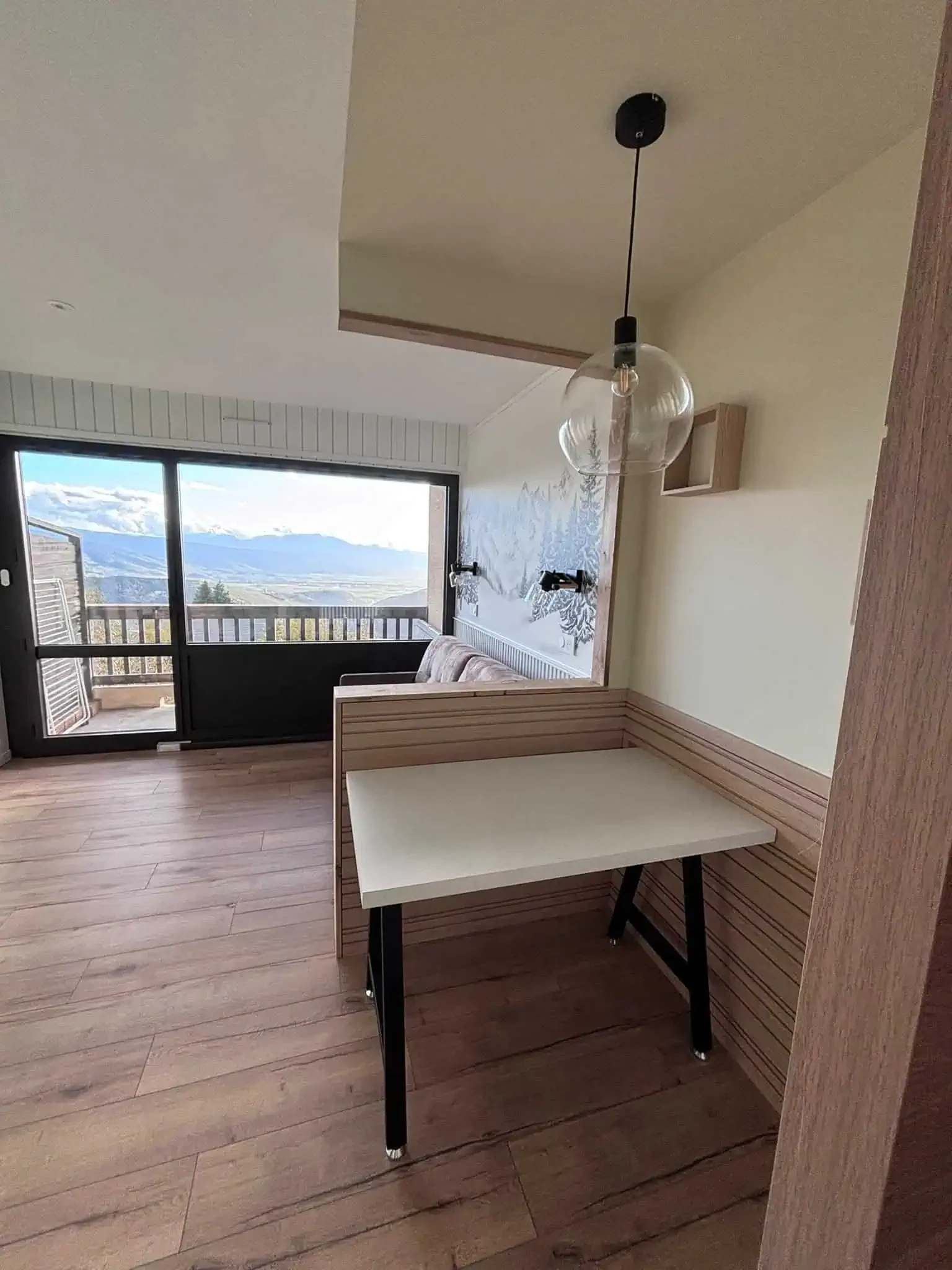 renovation-studio-locatif-montagne-apres-travaux.webp