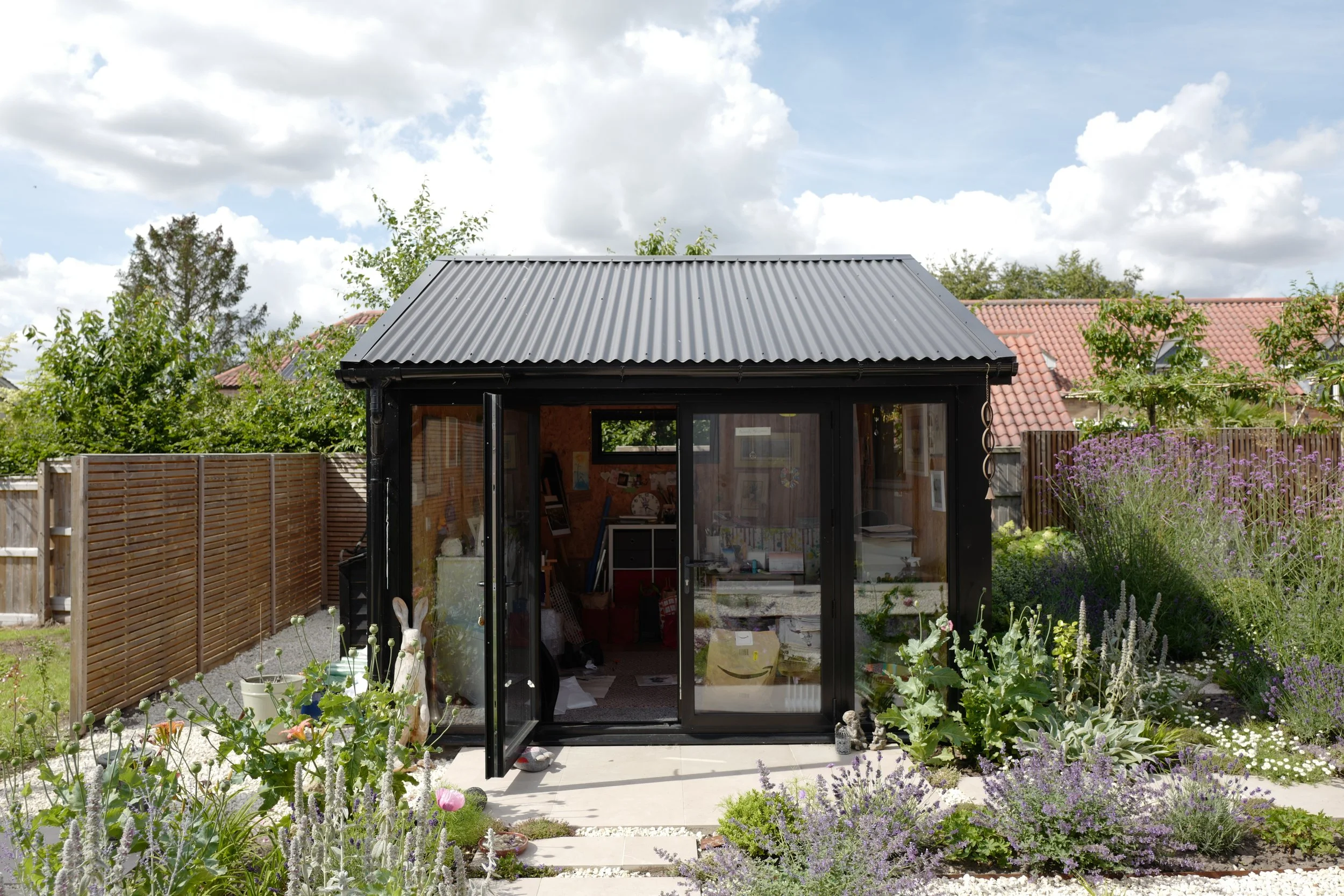 garden-house-outbuilding.JPG
