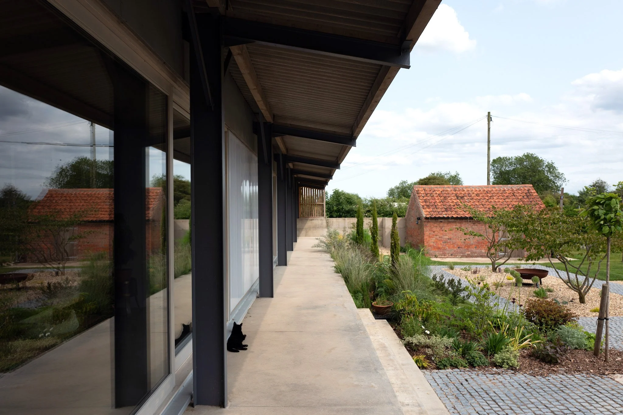 Jonathan_Hendry_Architects_Cow_Shed_L1020258.jpg