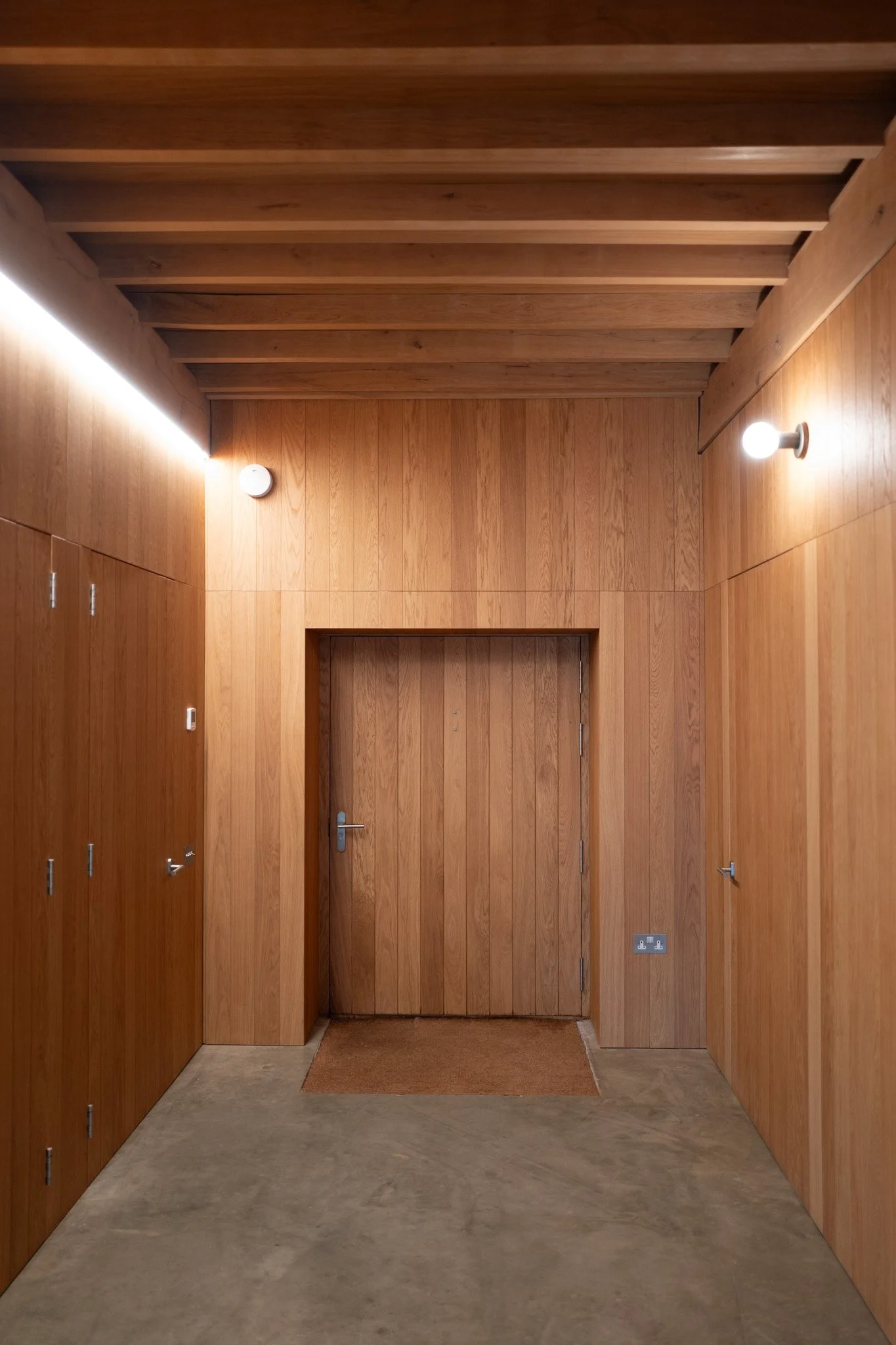 Jonathan_Hendry_Architects_Cow_Shed_L1020297.jpg