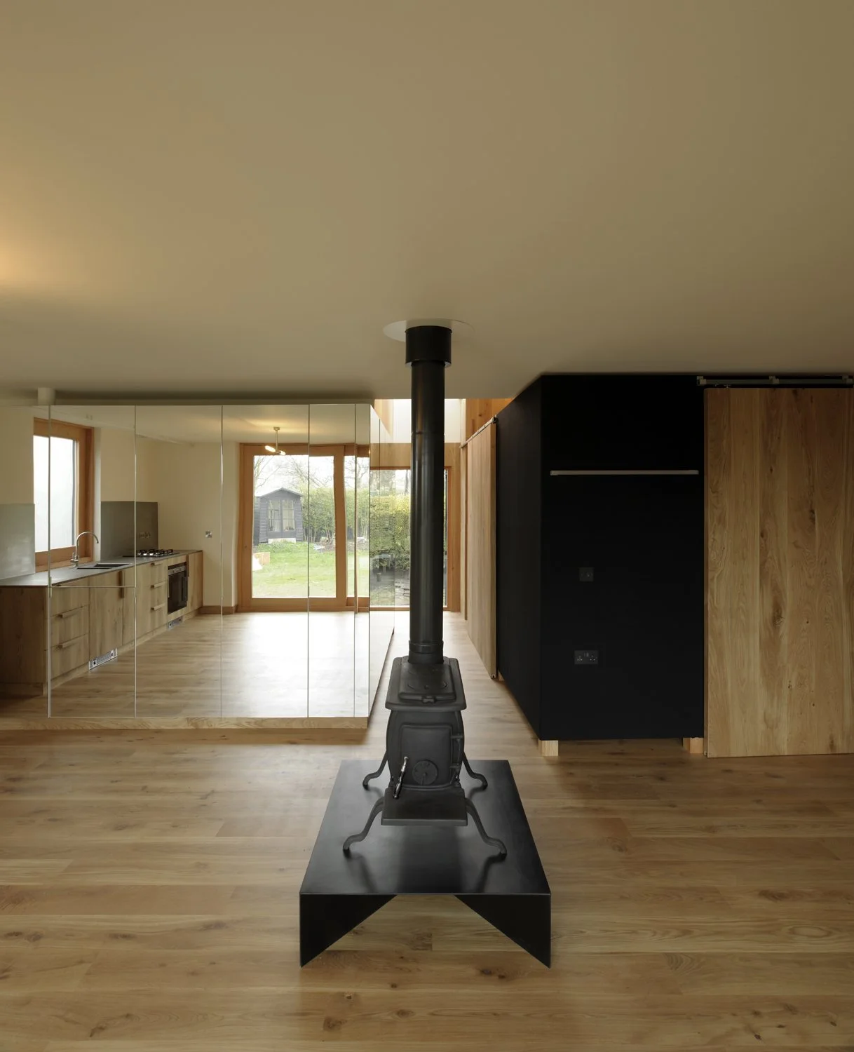 fitties-jonathan-hendry-architects-fireplace.jpg