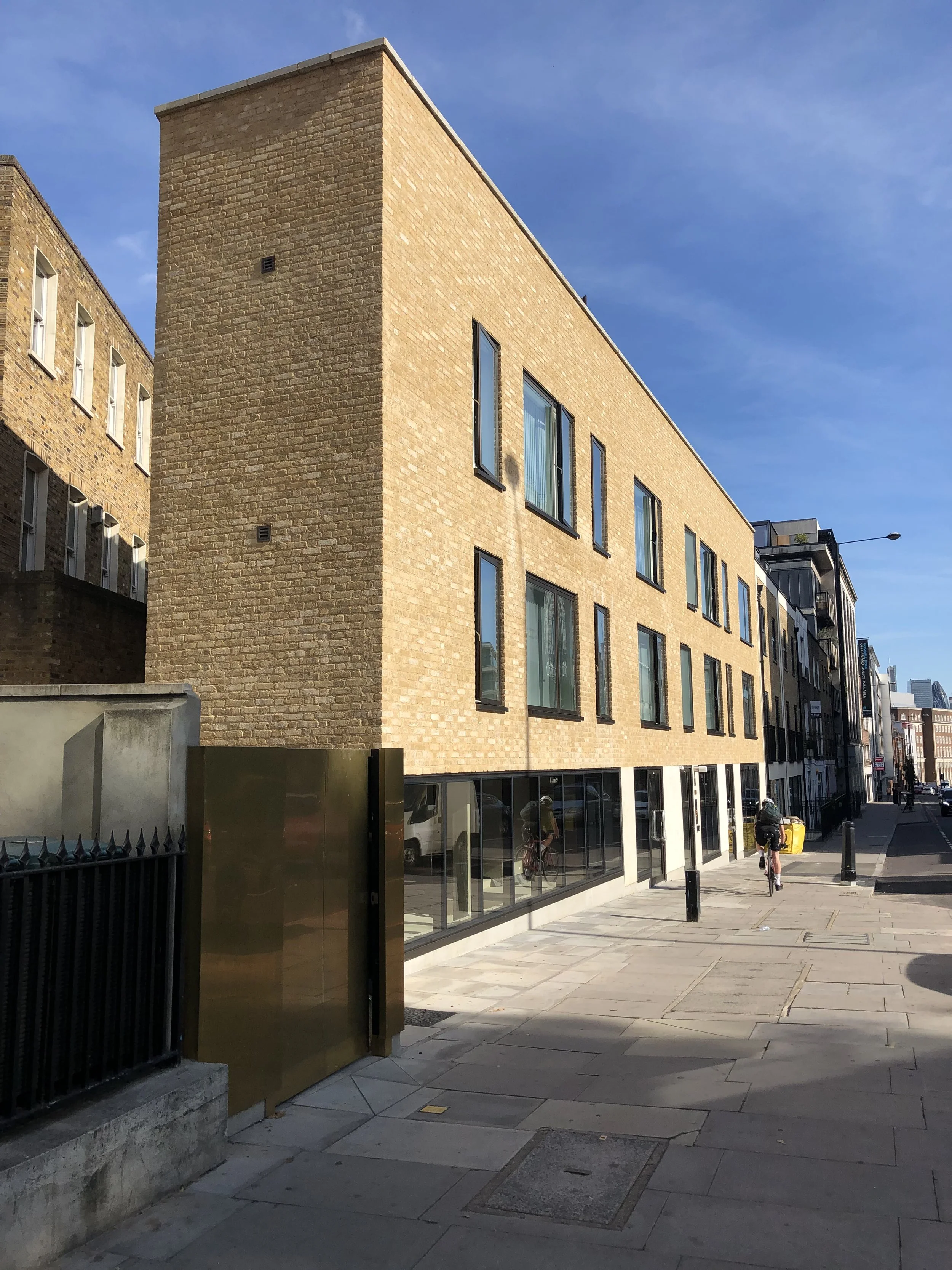 jonathan-hendry-architects-gosewell-road-gate.jpg