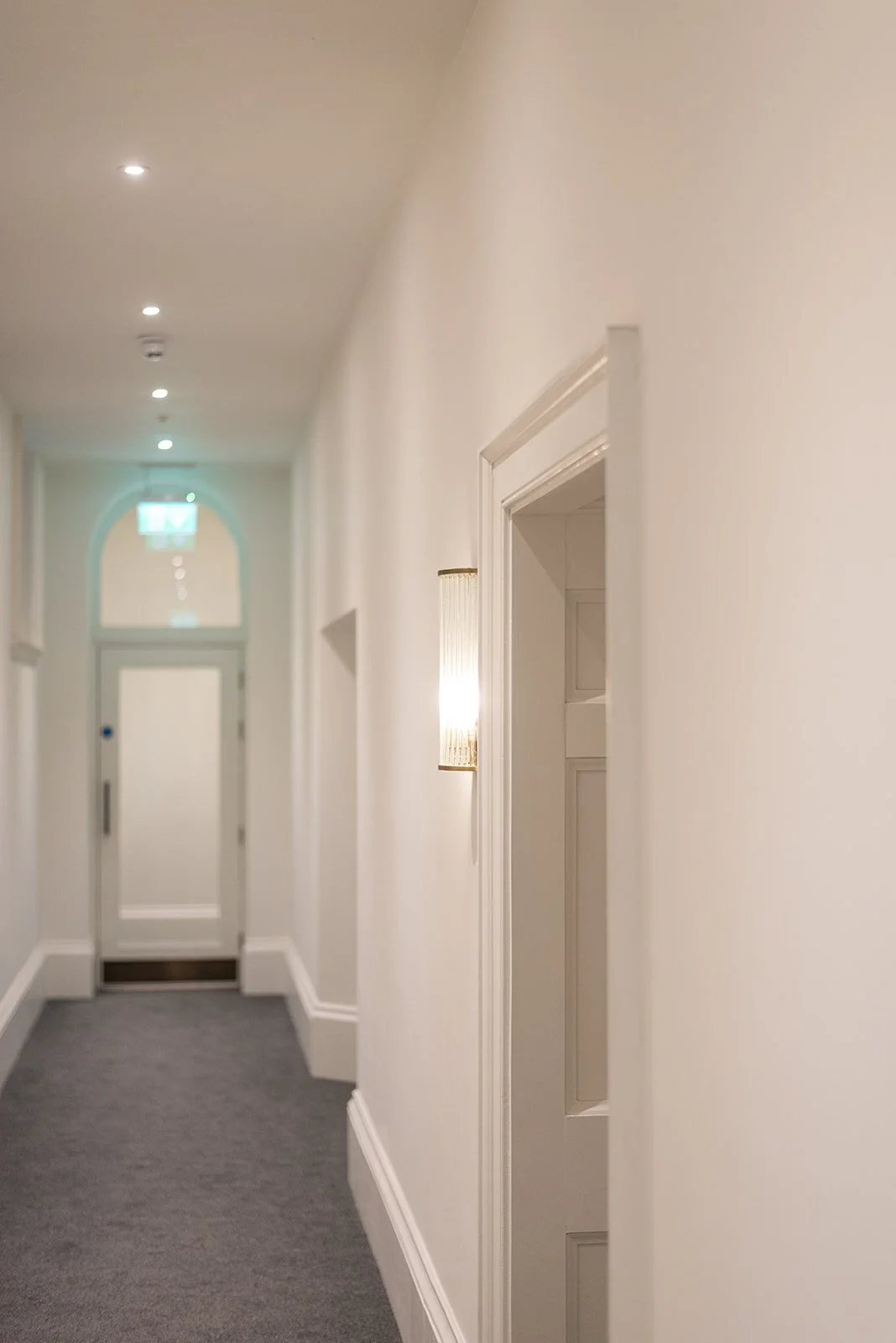 jonathan-hendry-architects-bailgate-chad-varah-lincoln-hall-light.jpg
