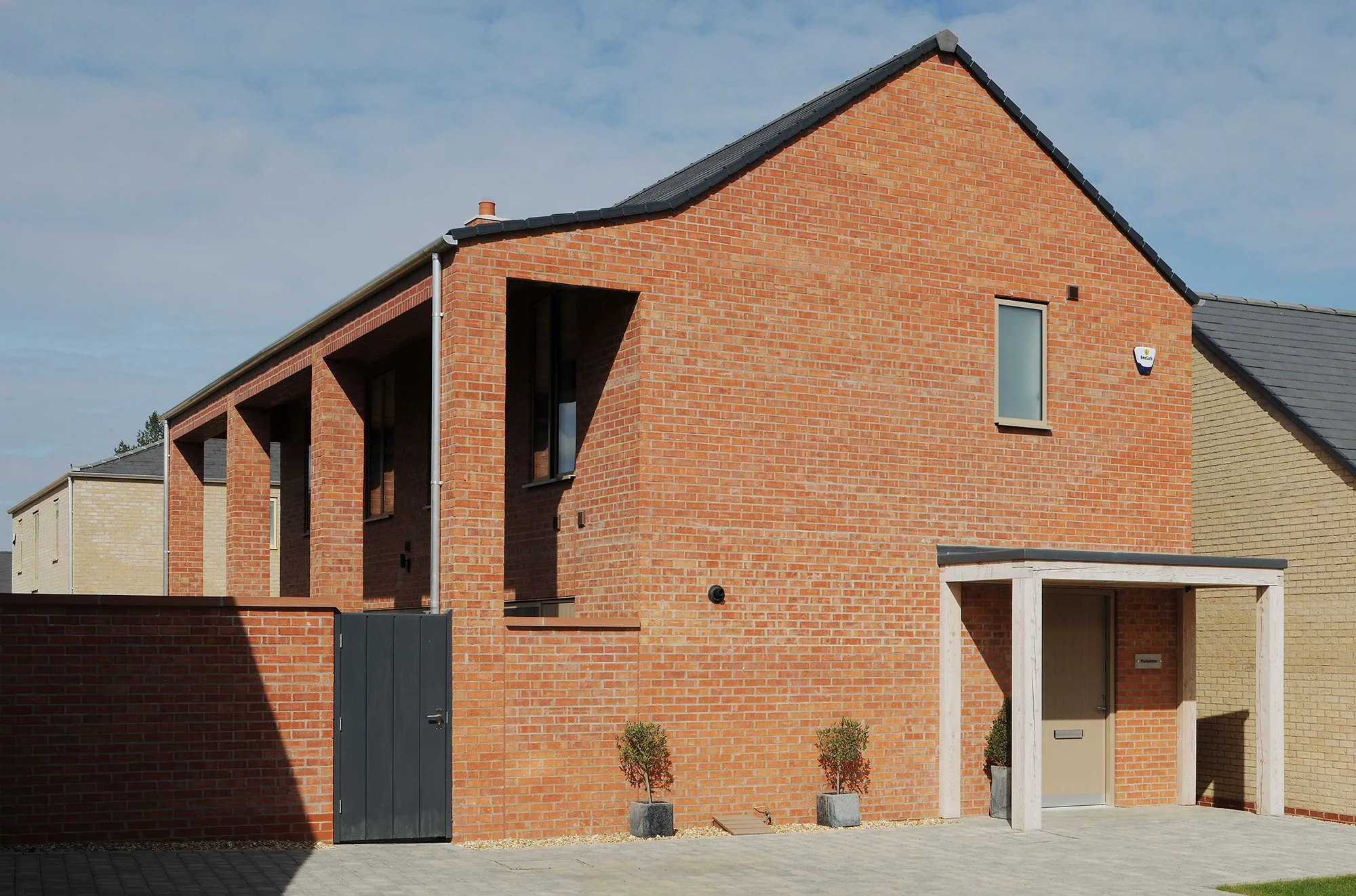 jonathan-hendry-architects-par-3-loggia.jpg